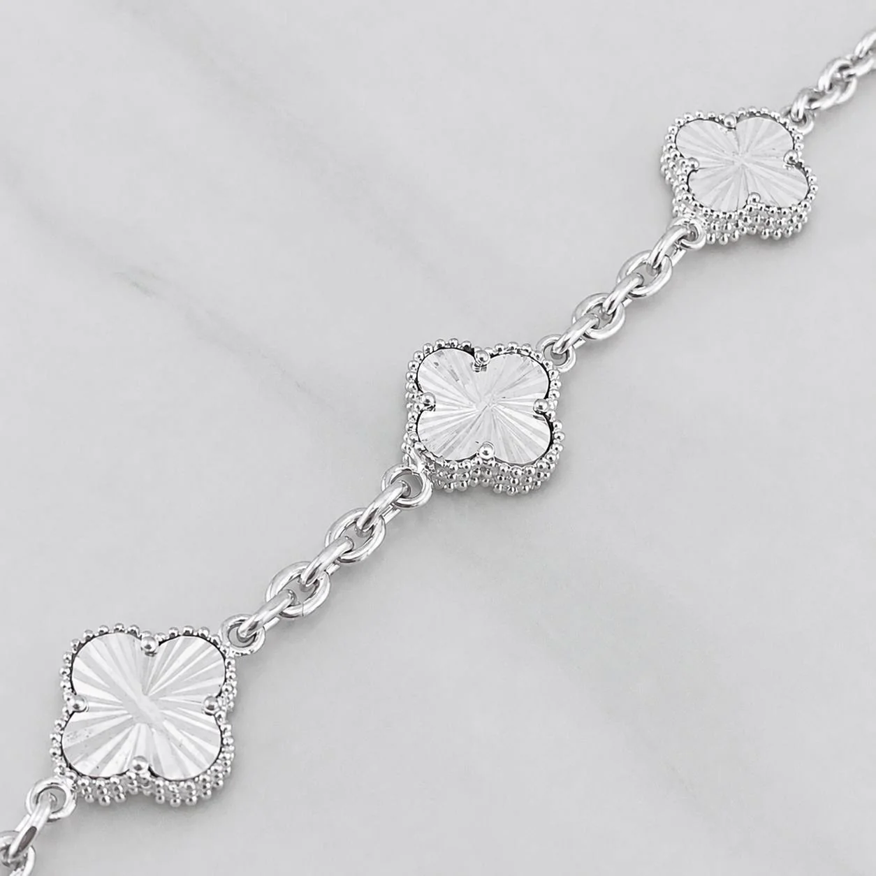 Pulso Aro Seguido Trebol 17.1g / 21cm / 3mm Plata 925 - Image 3