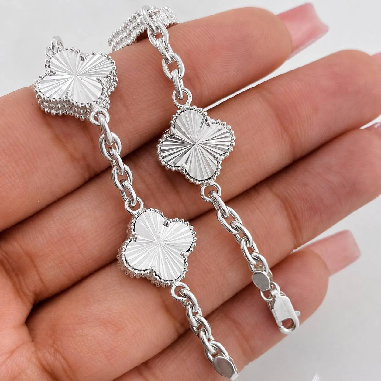 Pulso Aro Seguido Trebol 17.1g / 21cm / 3mm Plata 925 - Image 4