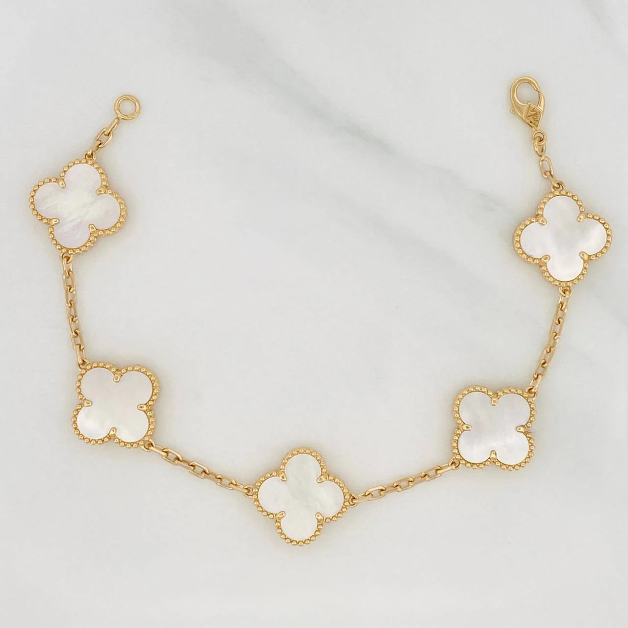 Pulso Aro Seguido Trebol 9.45 g / 17.05 cm / 2.1 mm Oro Amarillo 18K