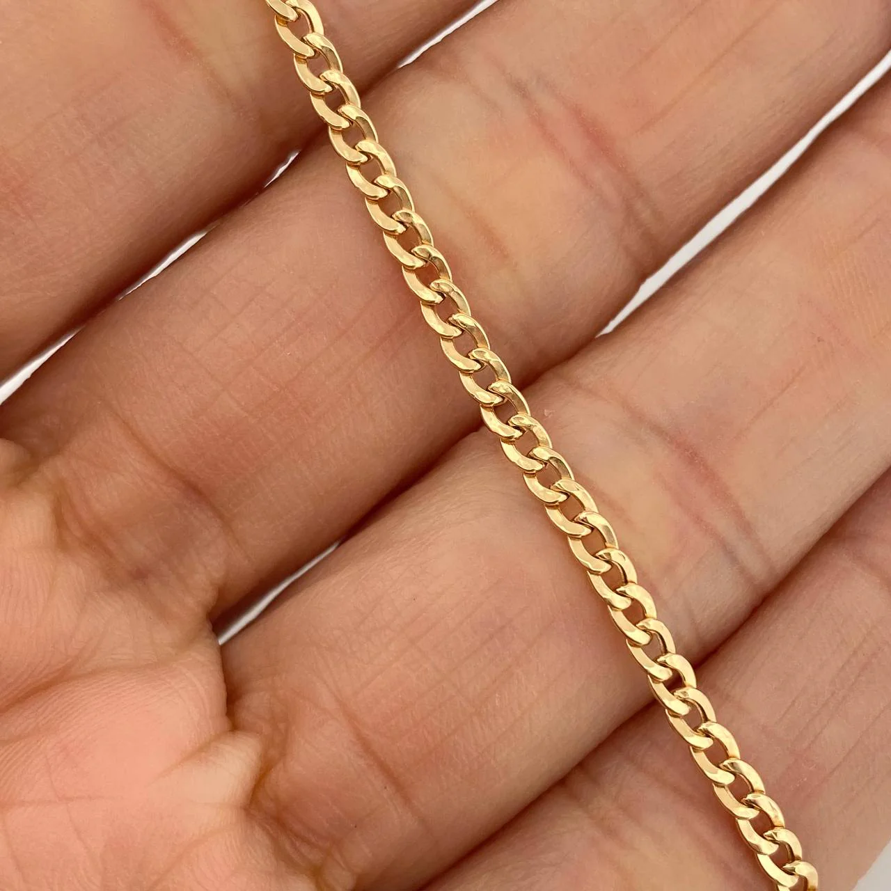 Pulso Cubano 1.15gr / 21cm / 2.5mm Oro Amarillo +1 18K $ - Image 4