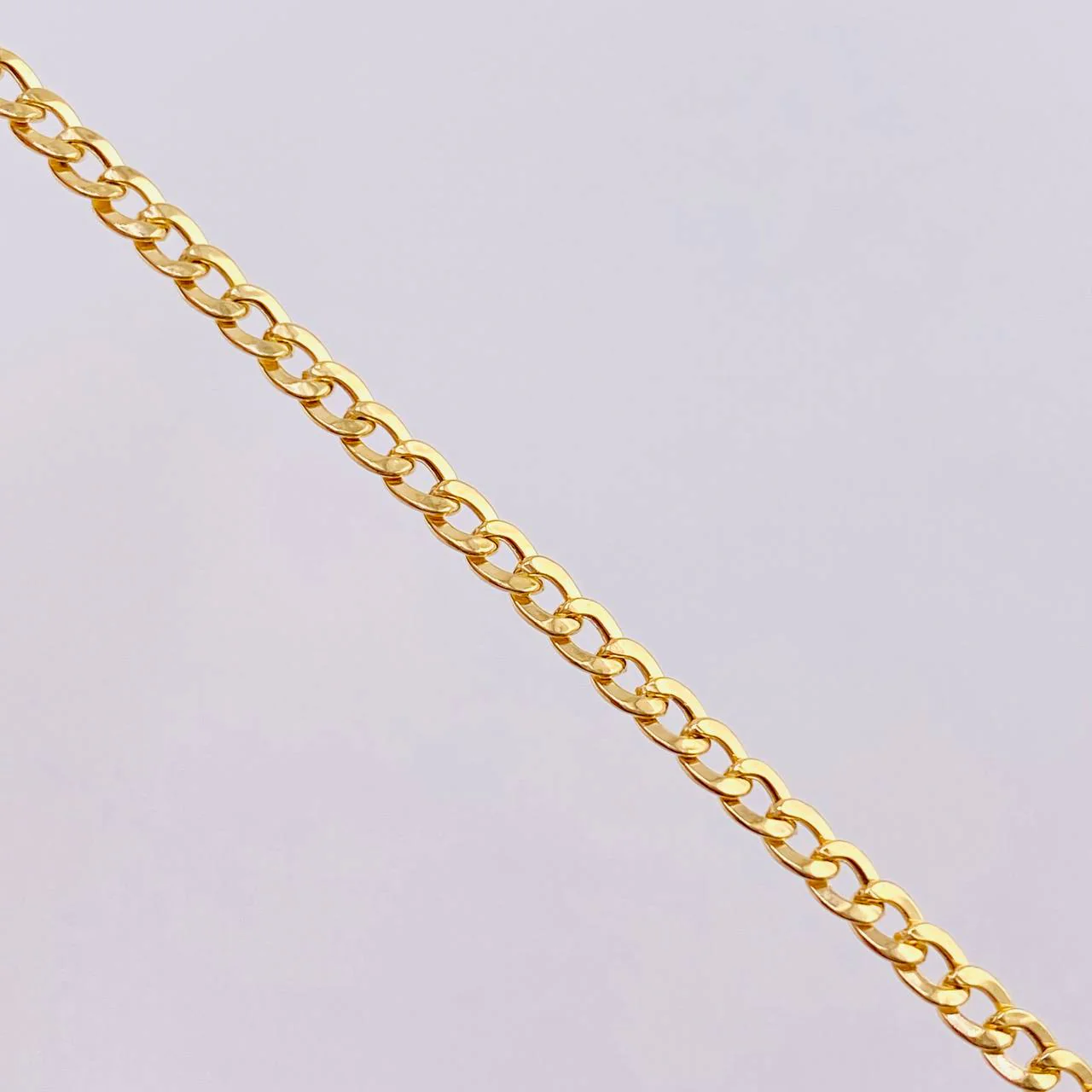 Pulso Cubano 1.1gr / 19.5cm / 2.50mm Oro Amarillo +1 18K - Image 3