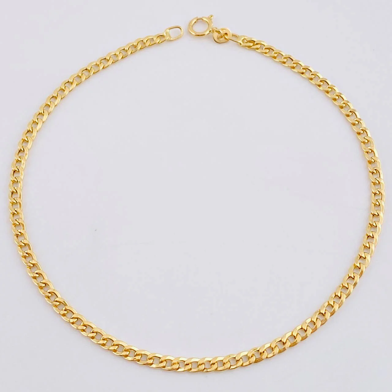 Pulso Cubano 1.6gr / 18.5cm / 2.4mm Oro Amarillo +1 18K ©