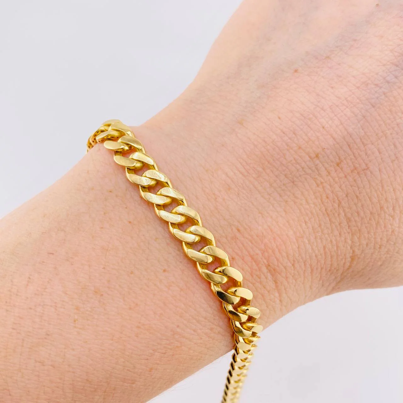 Pulso Cubano 11.5 g / 21,7 cm / 6,35 mm Oro Amarillo 18K +1 - Image 2