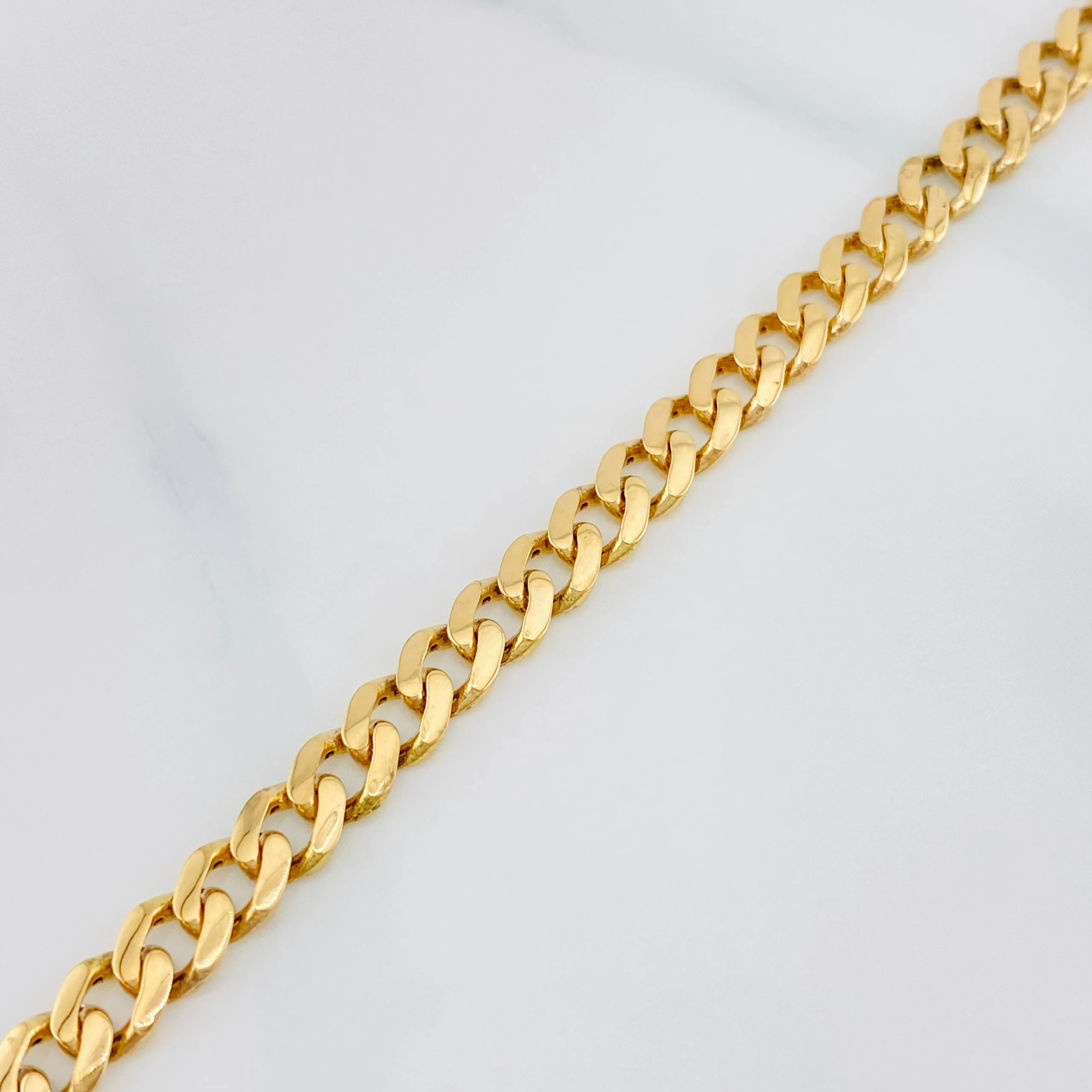 Pulso Cubano 5.9 g / 21.2 cm / 5.02 mm Oro Amarillo 18K - Image 3