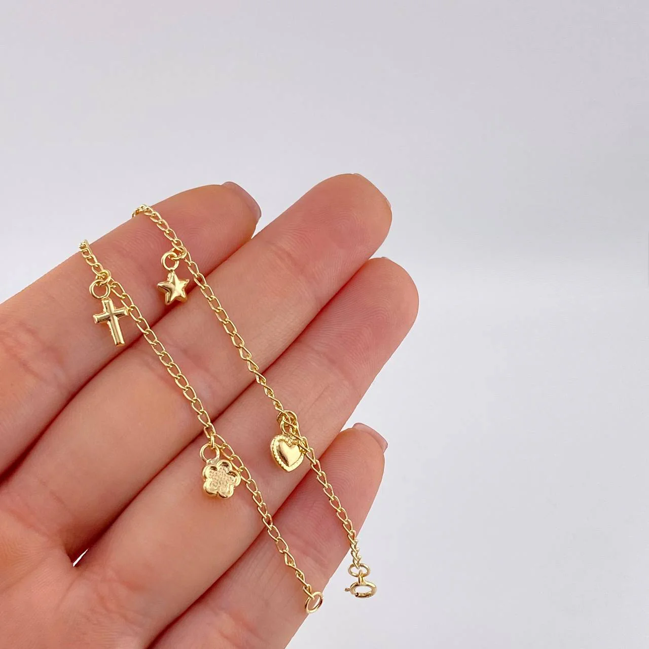 Pulso Espiga Dijes 2.35 g / 19 cm / 1.6 mm Oro Amarillo 18K - Image 3