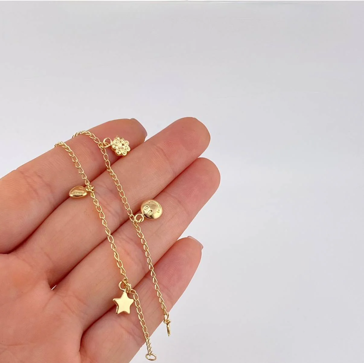 Pulso Espiga Dijes 2.75 g / 19 cm / 1.6 mm Oro Amarillo 18K - Image 3