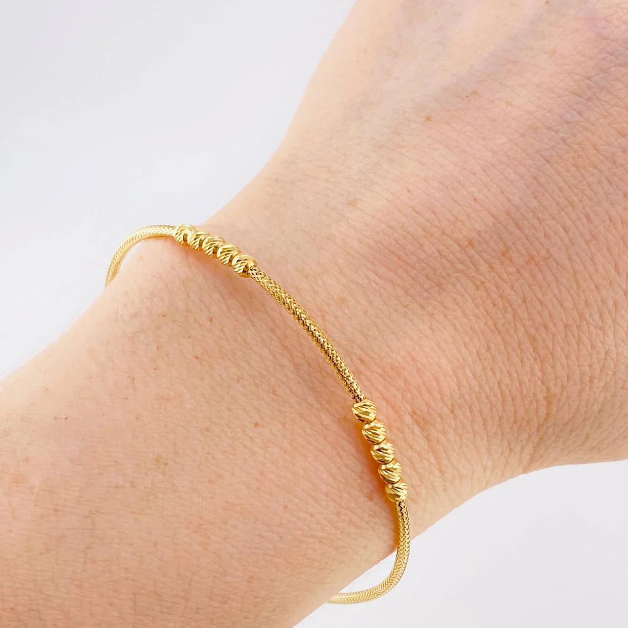 Pulso Flex Cruz Lisa 2.05 g / 19.5 cm / 1.5 mm Oro Amarillo 18K - Image 4
