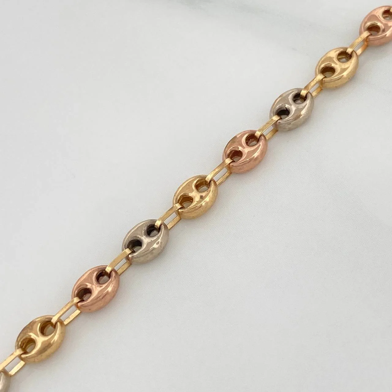 Pulso Gc 2.35 g / 18.5 cm / 3.66 mm Tres Oros 18K - Image 2