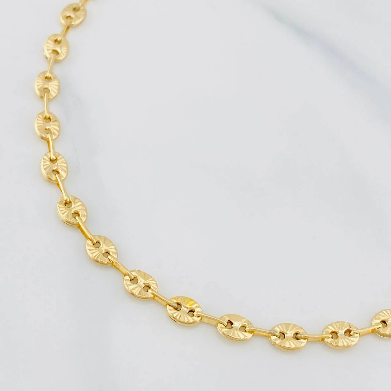 Pulso Gc diamantada 3g / 22cm / 3.94mm Oro Amarillo 18K - Image 2