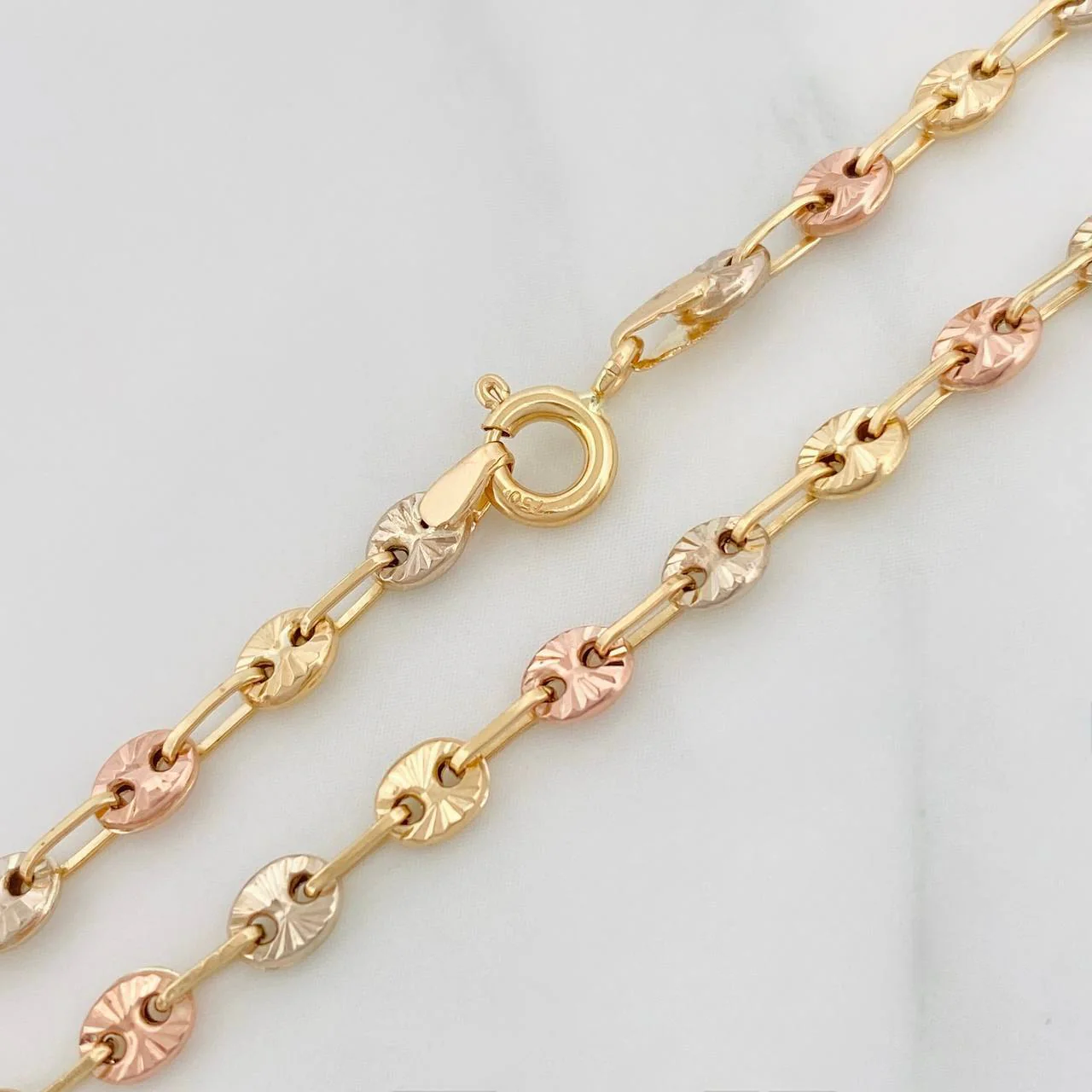 Pulso Gc Diamantado 2.9 g / 18 cm / 3.41 mm Tres Oros 18K - Image 3