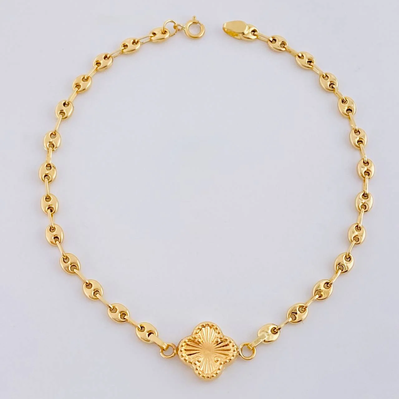 Pulso Gc Herraje Trebol 2.4 g / 18.7 cm / 3.1 mm Oro Amarillo 18K