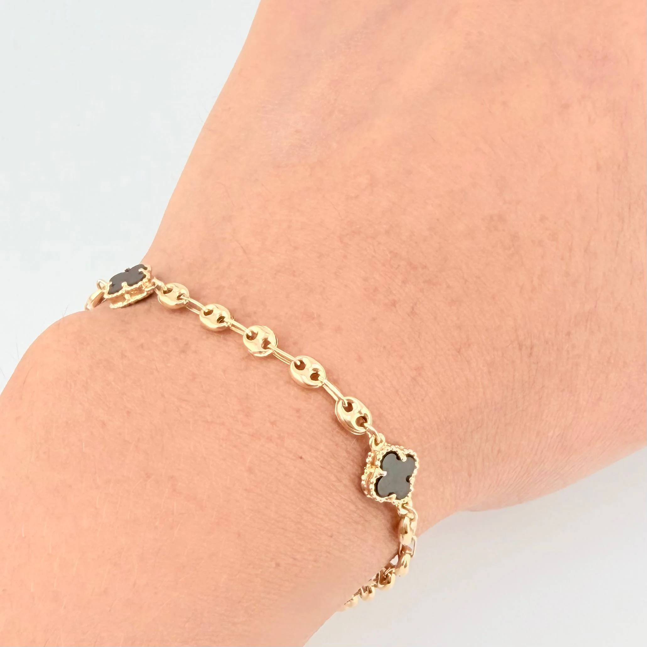 Pulso GC Trebol Onix 3.6g / 18cm / 3.65mm Oro Amarillo 18K - Image 4
