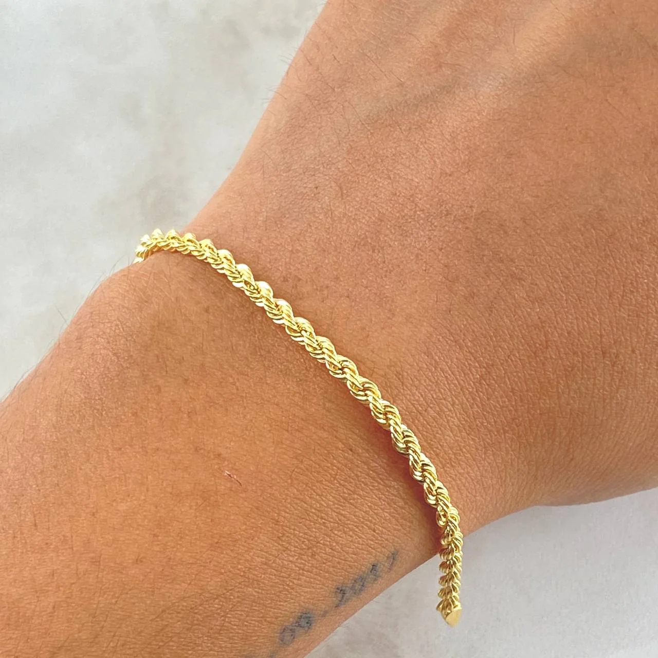 Pulso Lazo 1.2g / 19cm / 2.2mm Oro Amarillo 18K - Image 3