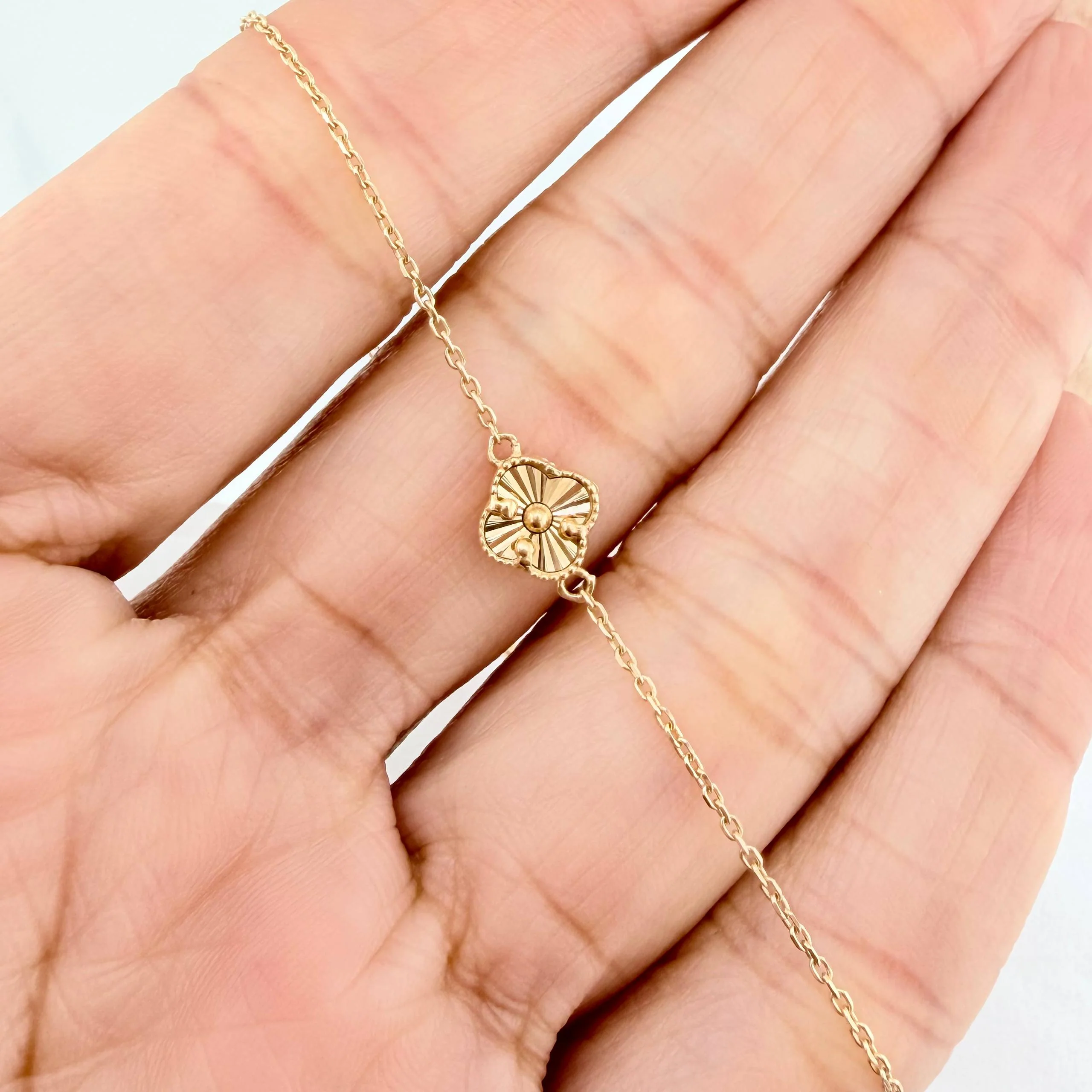 Pulso Modulable Aro Seguido Trebol 2.25 g / 18.3 cm - 21.3 cm / 1 mm Oro Amarillo 18K - Image 4