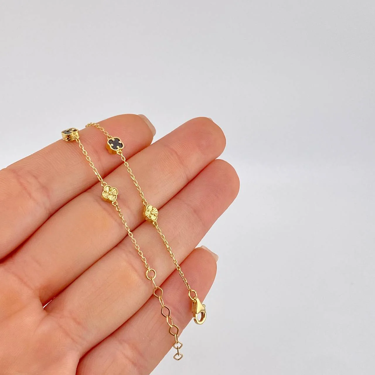 Pulso Modulable Aro Seguido Trebol 3.15 g / 21.4 cm - 18.6 cm / 0.8 mm Oro Amarillo 18K - Image 3