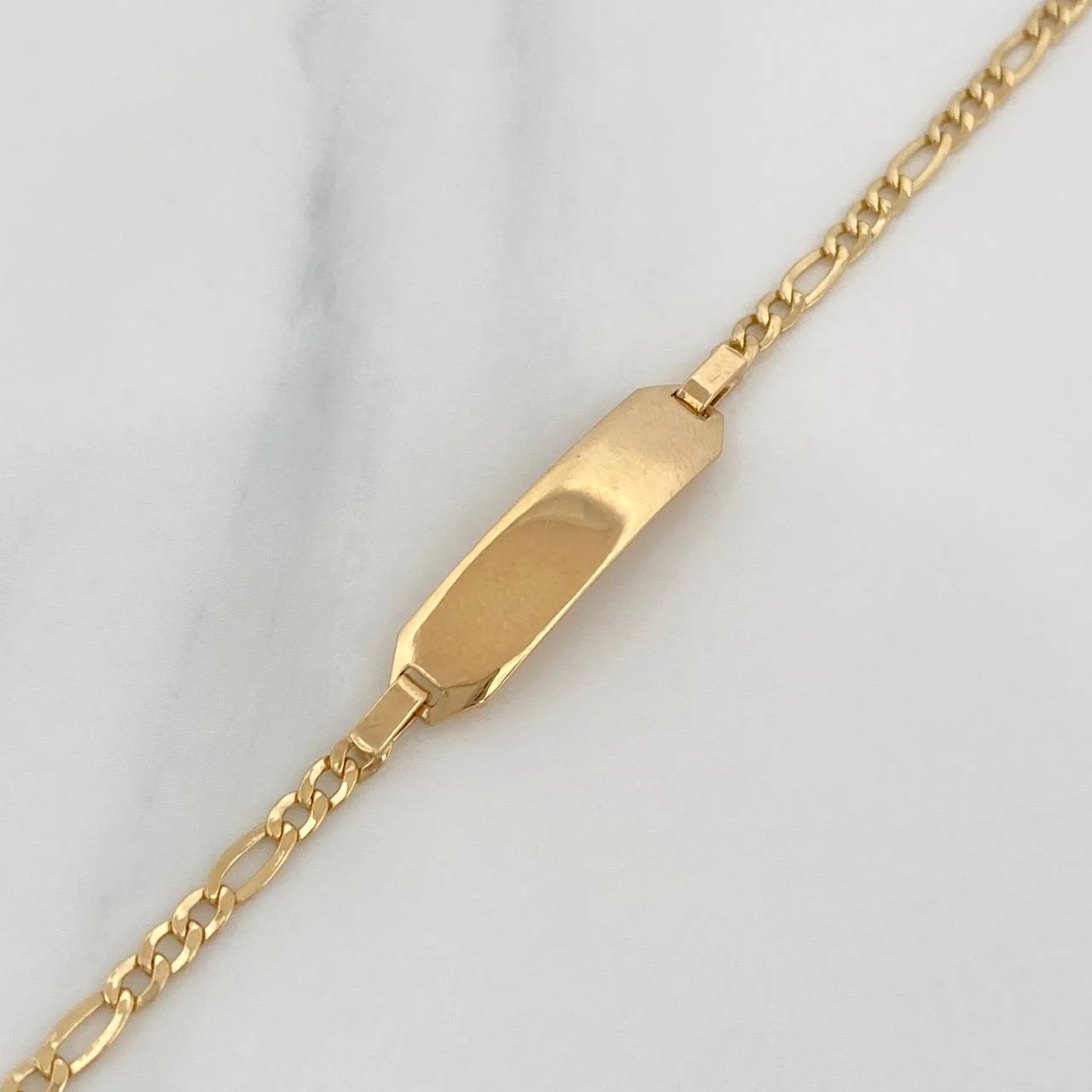 Pulso Placa Figaro 2.05gr / 15.5cm / 1mm Oro Amarillo +1 18K $ - Image 3