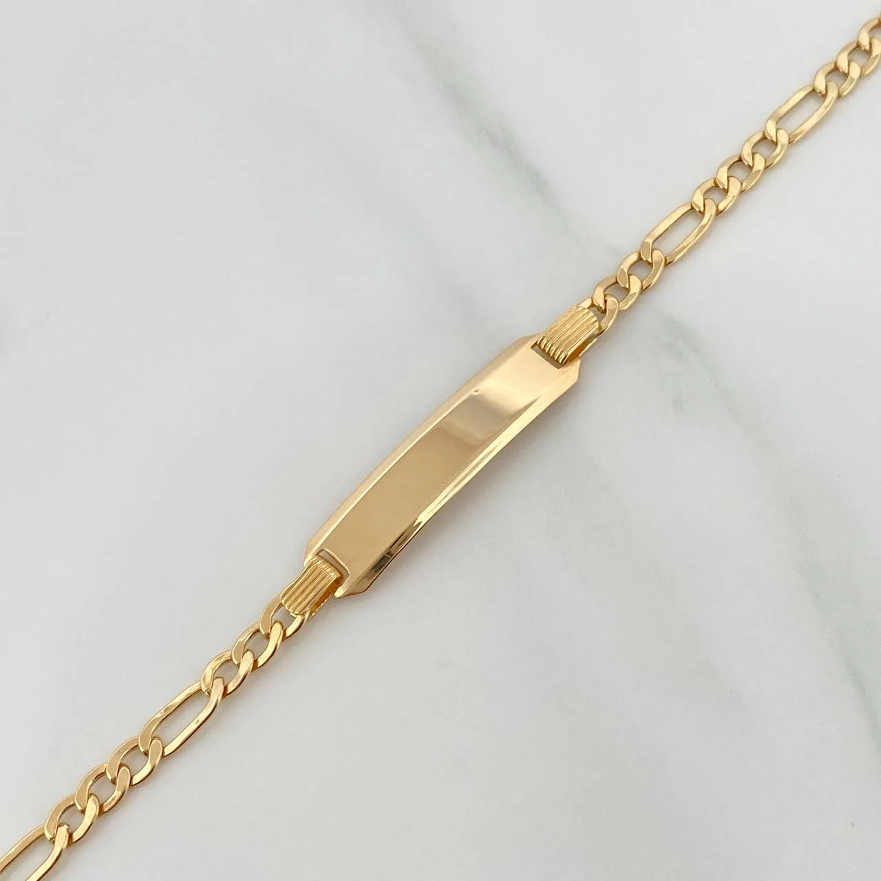 Pulso Placa Figaro 3.45gr / 18cm / 2.8mm Oro Amarillo +1 18K % - Image 2