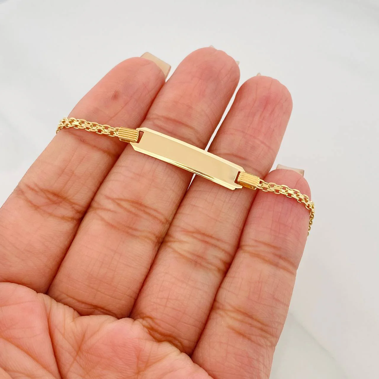 Pulso Placa Rectangular 3.4 g / 17 cm / 1.28 mm Oro Amarillo 18K - Image 4