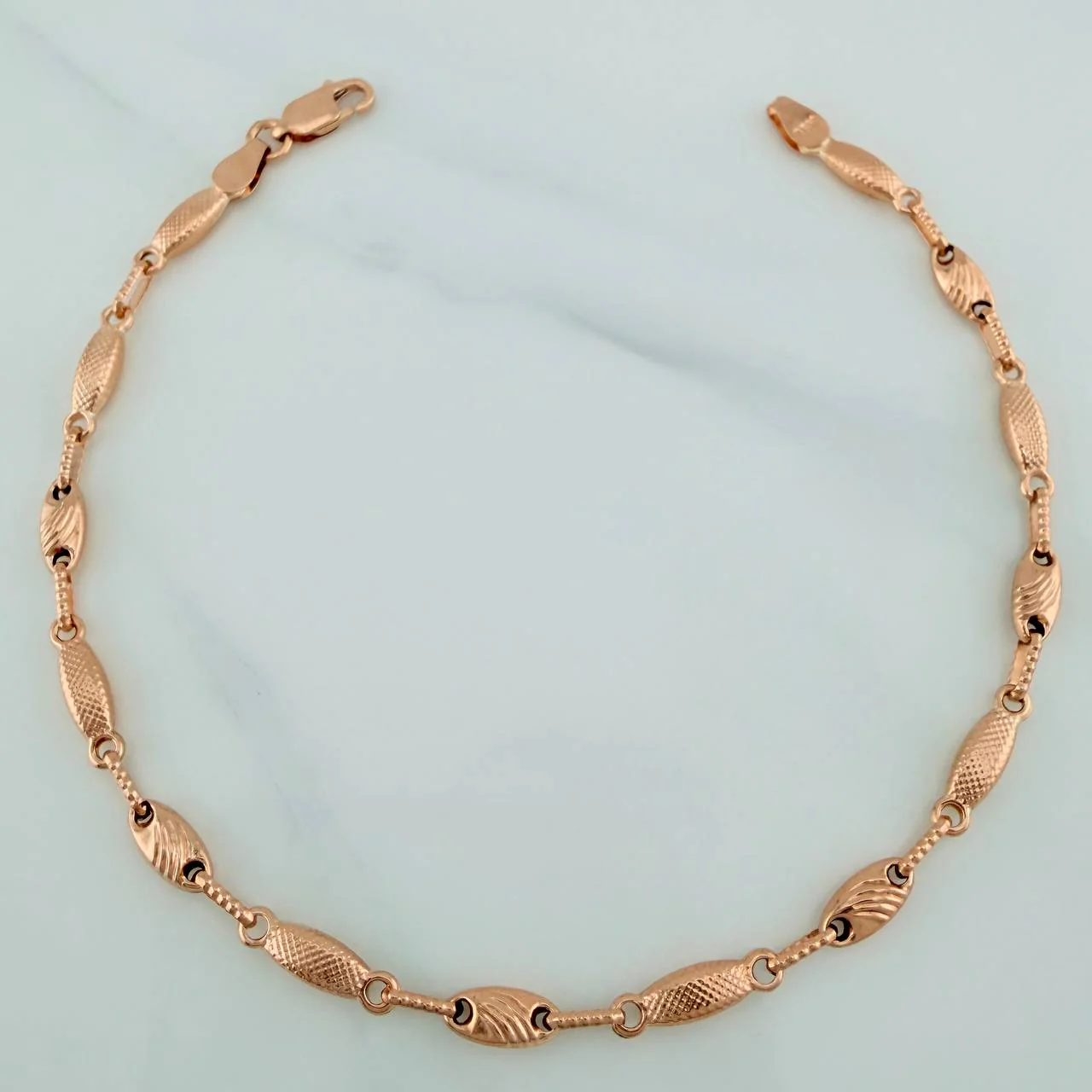 Pulso Rustico Capullo Boya 3.95gr / 20.5cm / 3.65mm Oro Rosa 18K