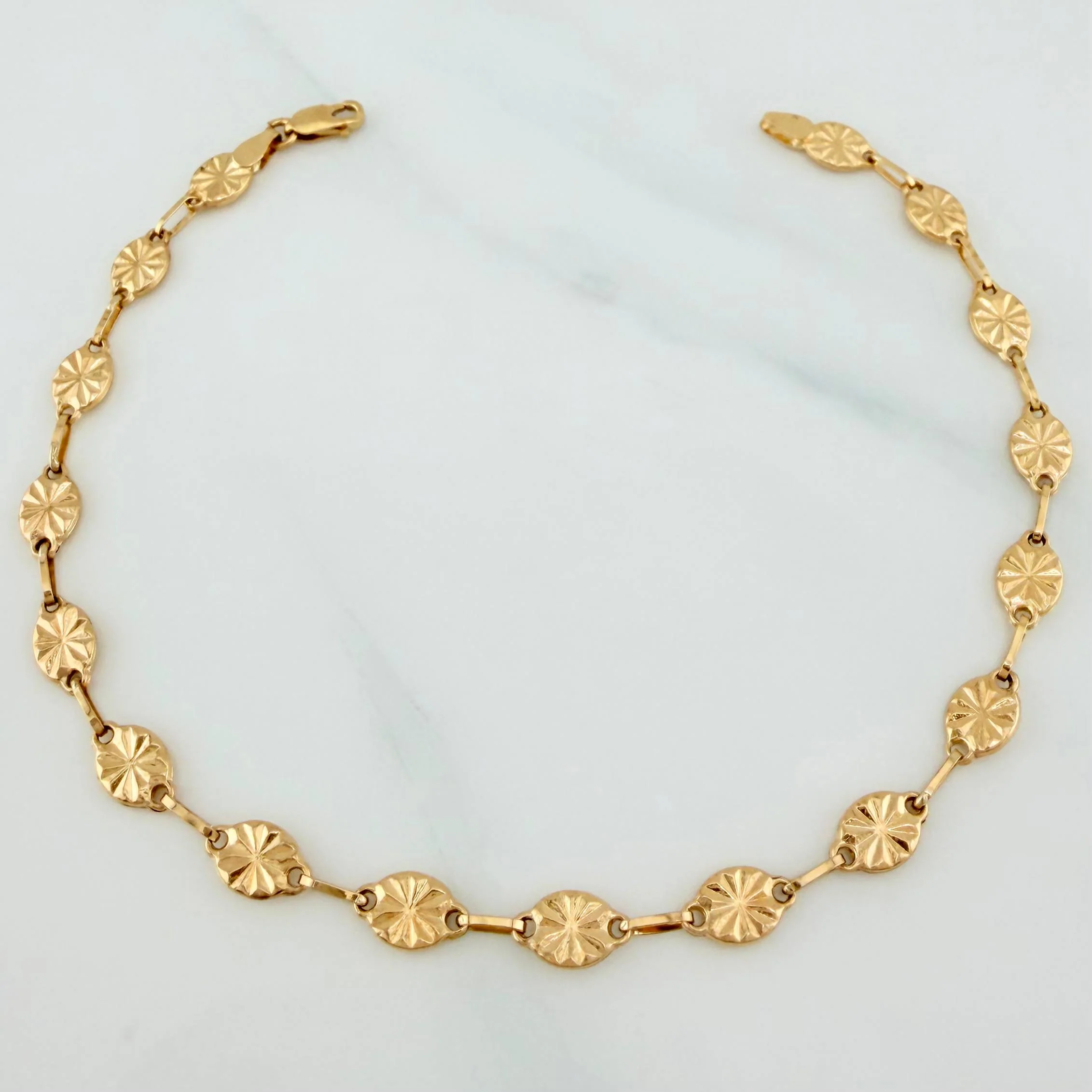 Pulso Rustico Eslabon Diamantado 2.6 g / 19 cm / 4.5 mm Oro Amarillo 18K