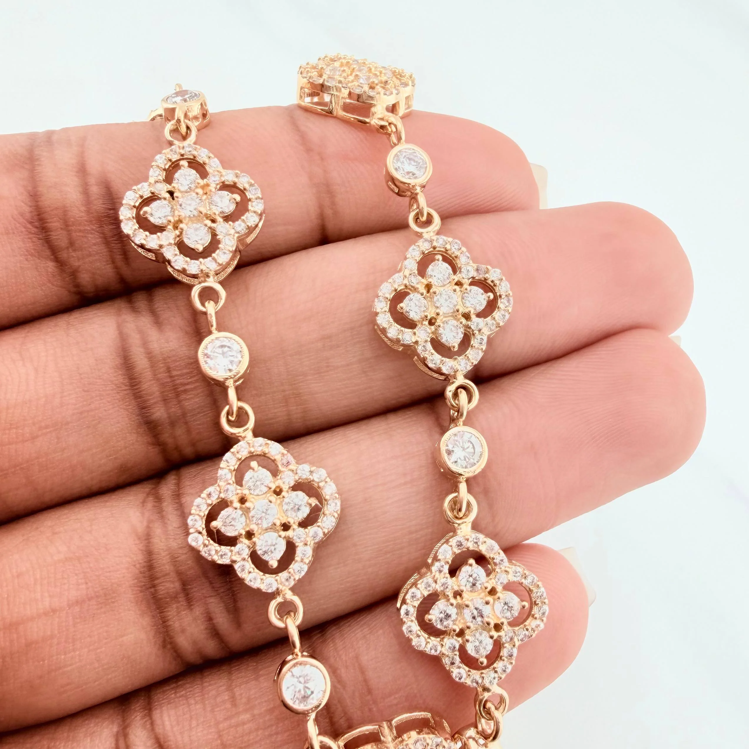 Pulso Trebol 13.3 g / 19.3 cm / 11.5 mm Oro Amarillo 18K - Image 4