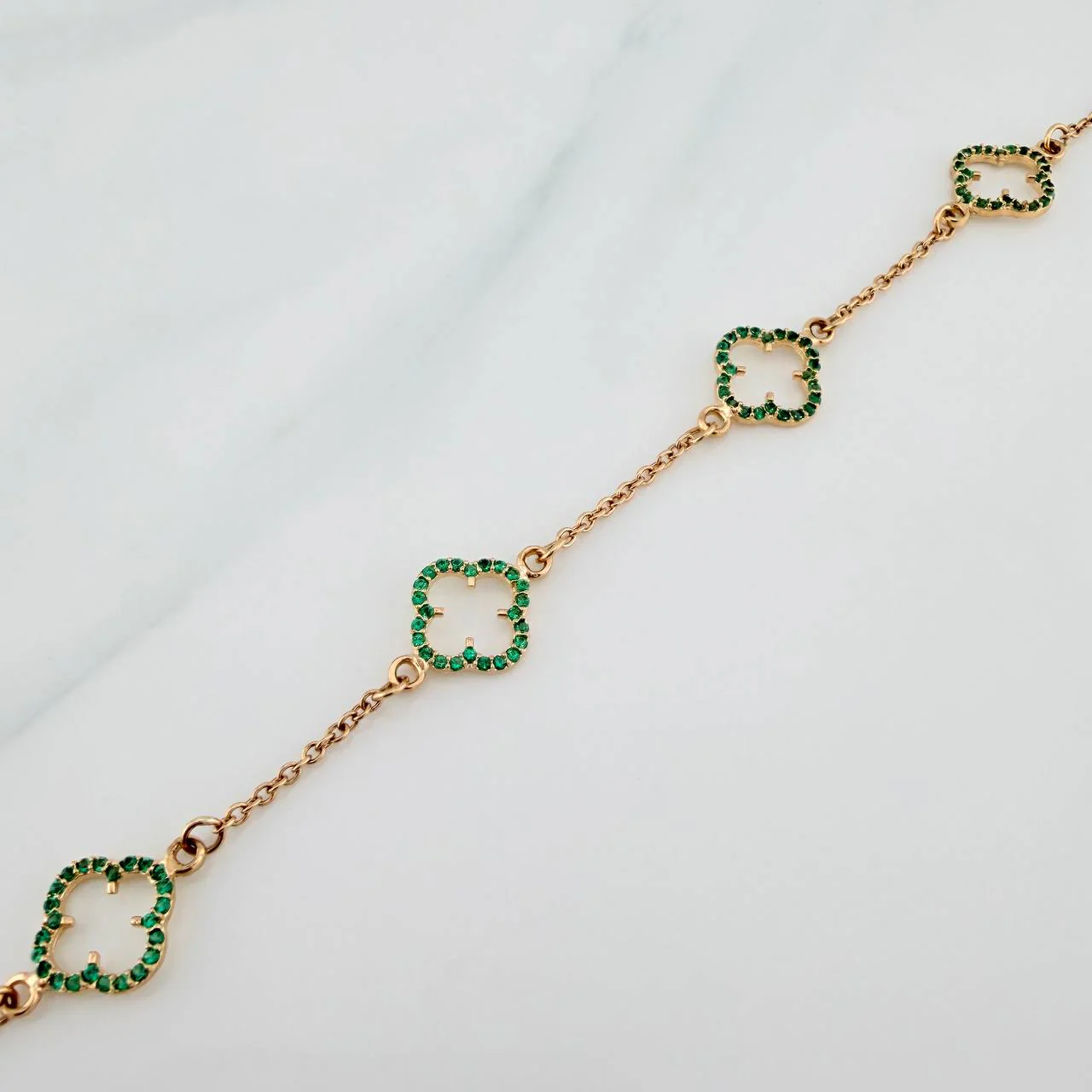 Pulso Trebol Aro Seguido 3.75gr / 19.5cm / 0.8mm Oro Amarillo 18K - Image 2
