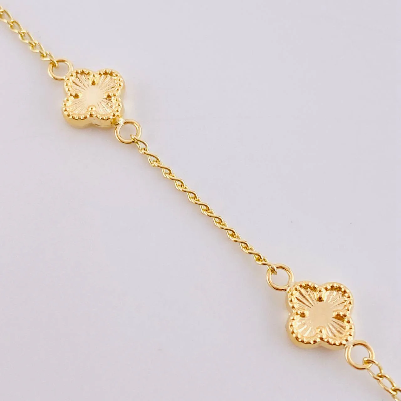 Pulso Trebol Dorado Espiga 2.8gr / 17.5cm / 1.5mm Oro Amarillo 18K - Image 3
