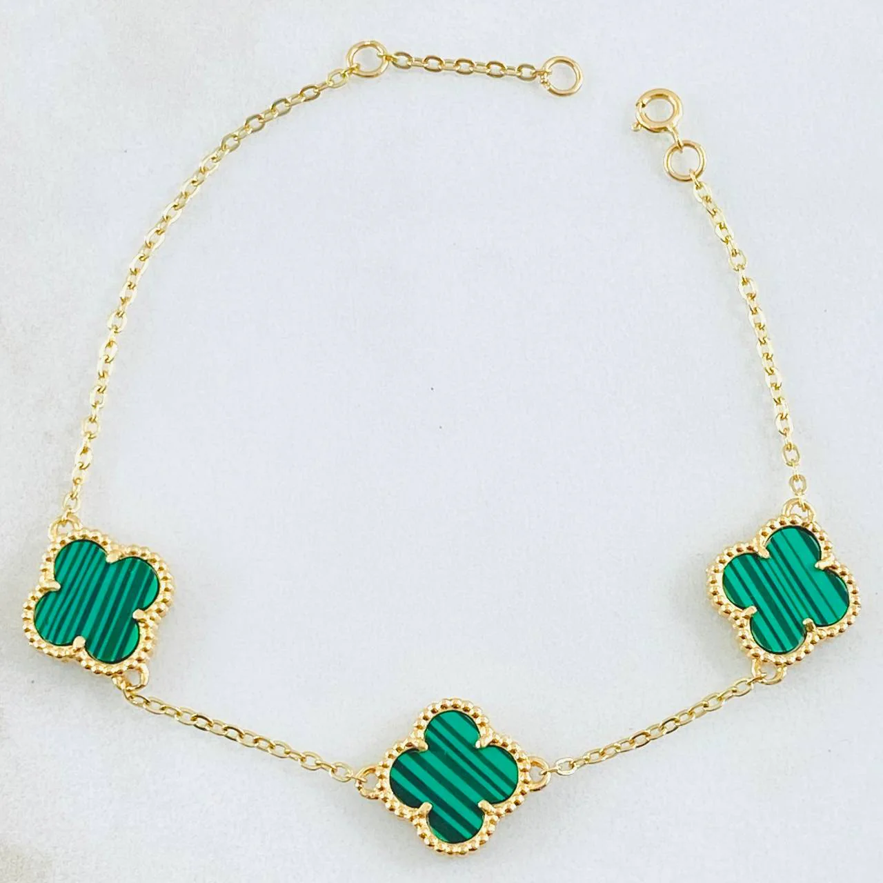 Pulso Trebol Malaquita Verde 4.35gr / 16cm-18cm / 10mm Oro Amarillo Nac.Esp. 18K *