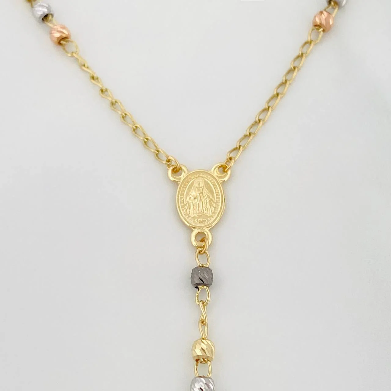 Rosario Virgen Milagrosa 5.95 g / 53 cm / 2.58 mm Tres Oros 18K - Image 2