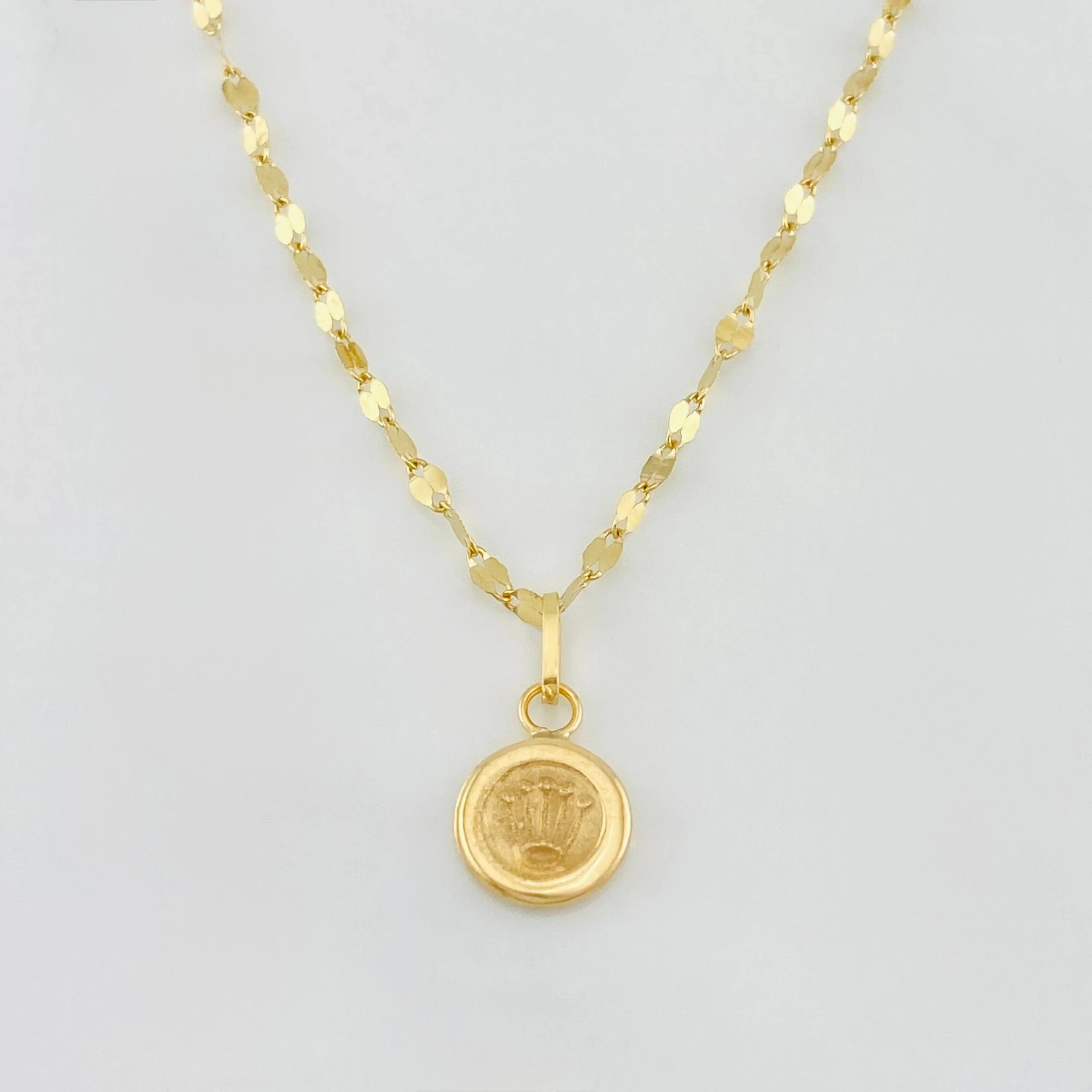 Set Cadena Flor Espejo + Dije Corona / 1.4 g / 40 cm Oro Amarillo 18K