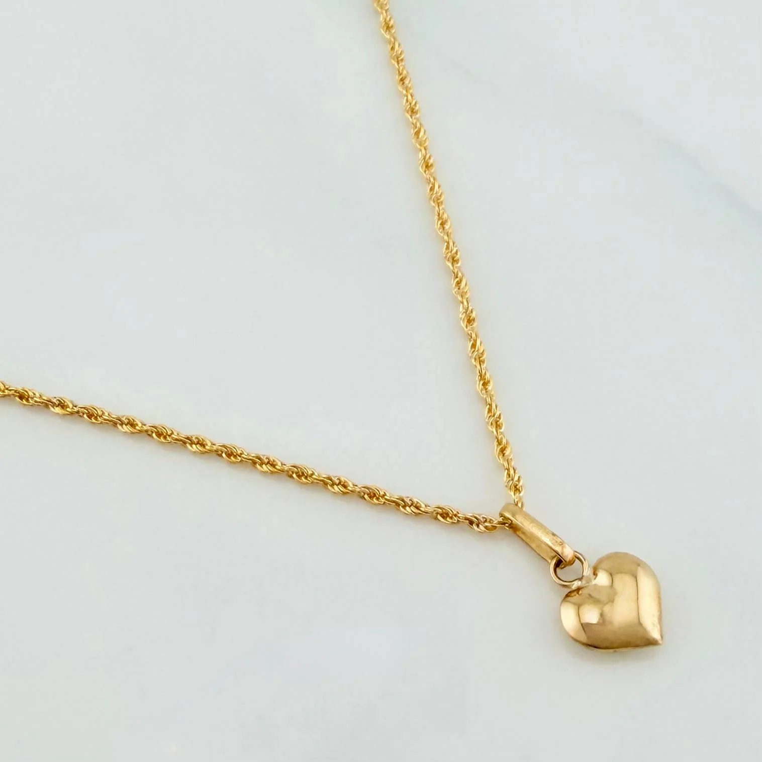 Set Cadena Lazo + Dije Corazón / 1.35gr / 49.5 cm Oro Amarillo 18K - Image 2