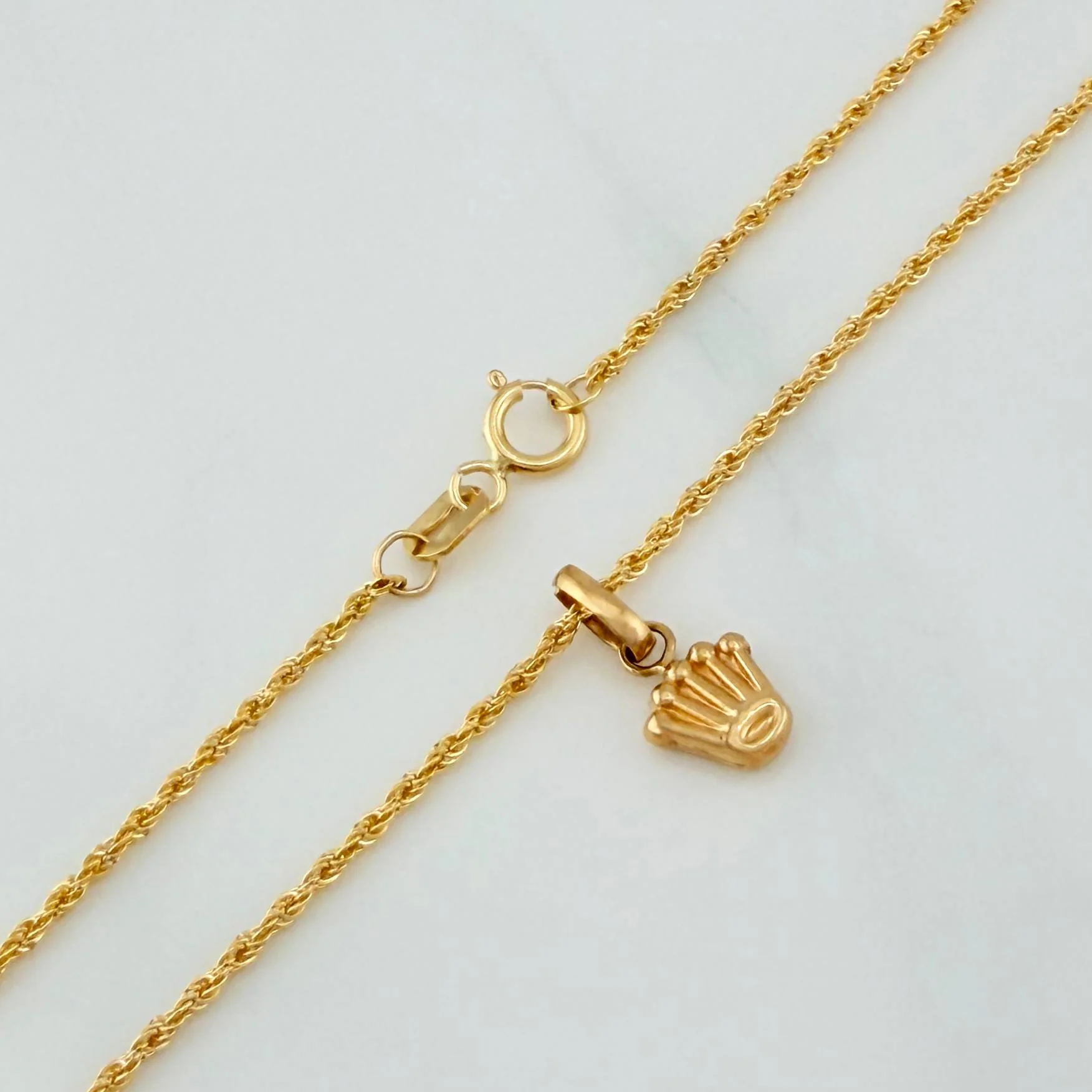 Set Cadena Lazo + Dije Corona / 1.35gr / 50 cm Oro Amarillo 18K - Image 3