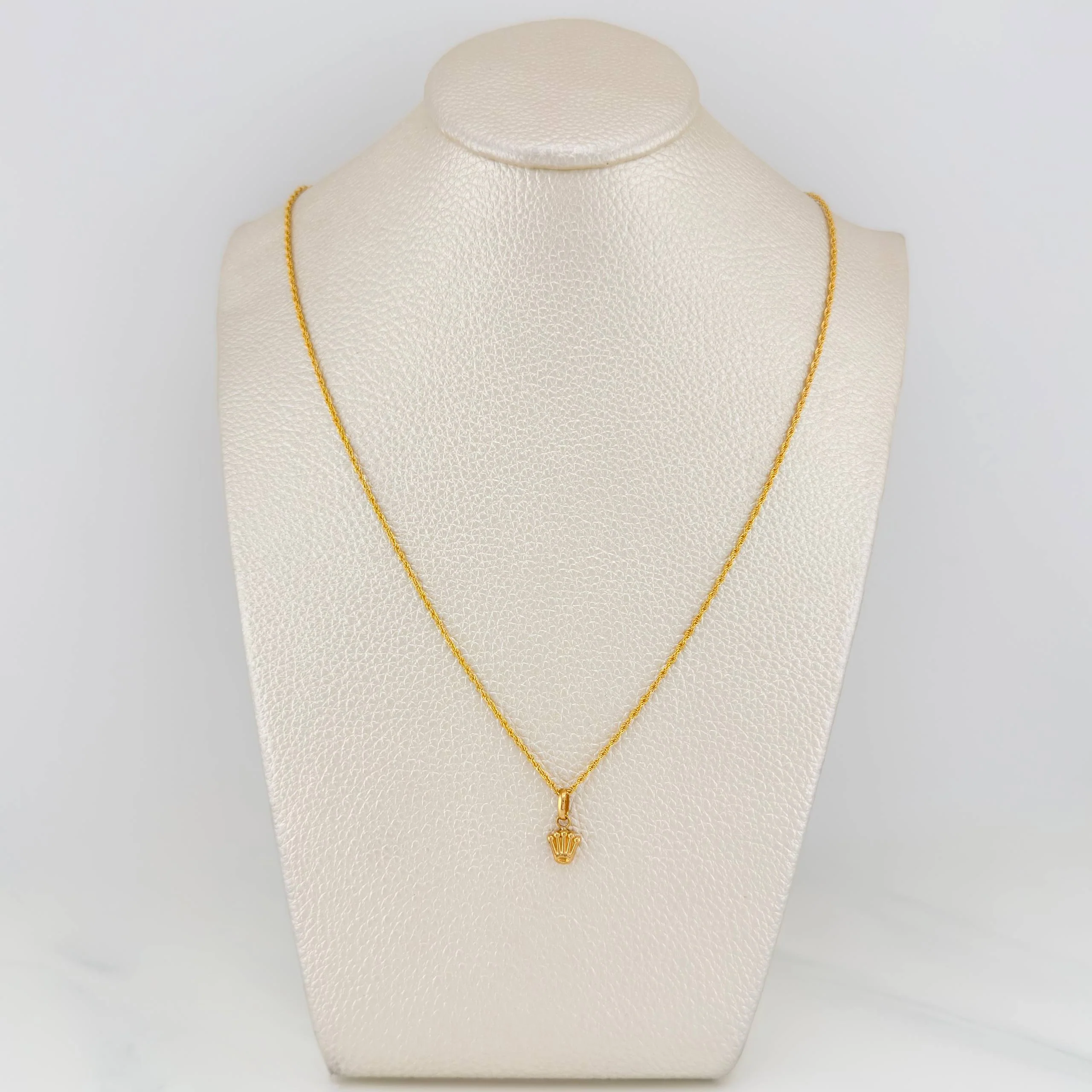 Set Cadena Lazo + Dije Corona / 1.35gr / 50 cm Oro Amarillo 18K - Image 5