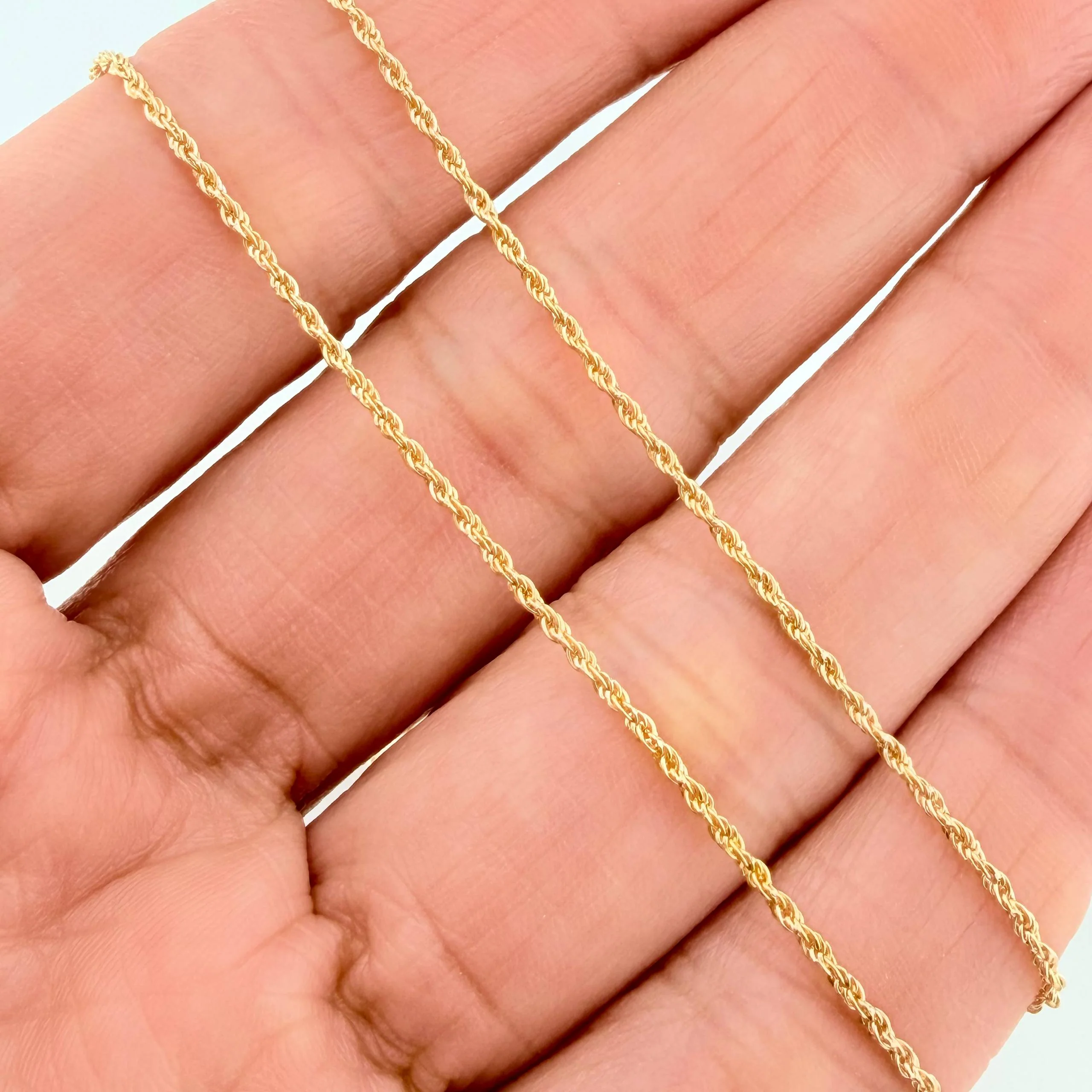 Set Cadena Lazo + Dije Libelula / 1,3 gr / 45 cm Oro Amarillo 18K - Image 4