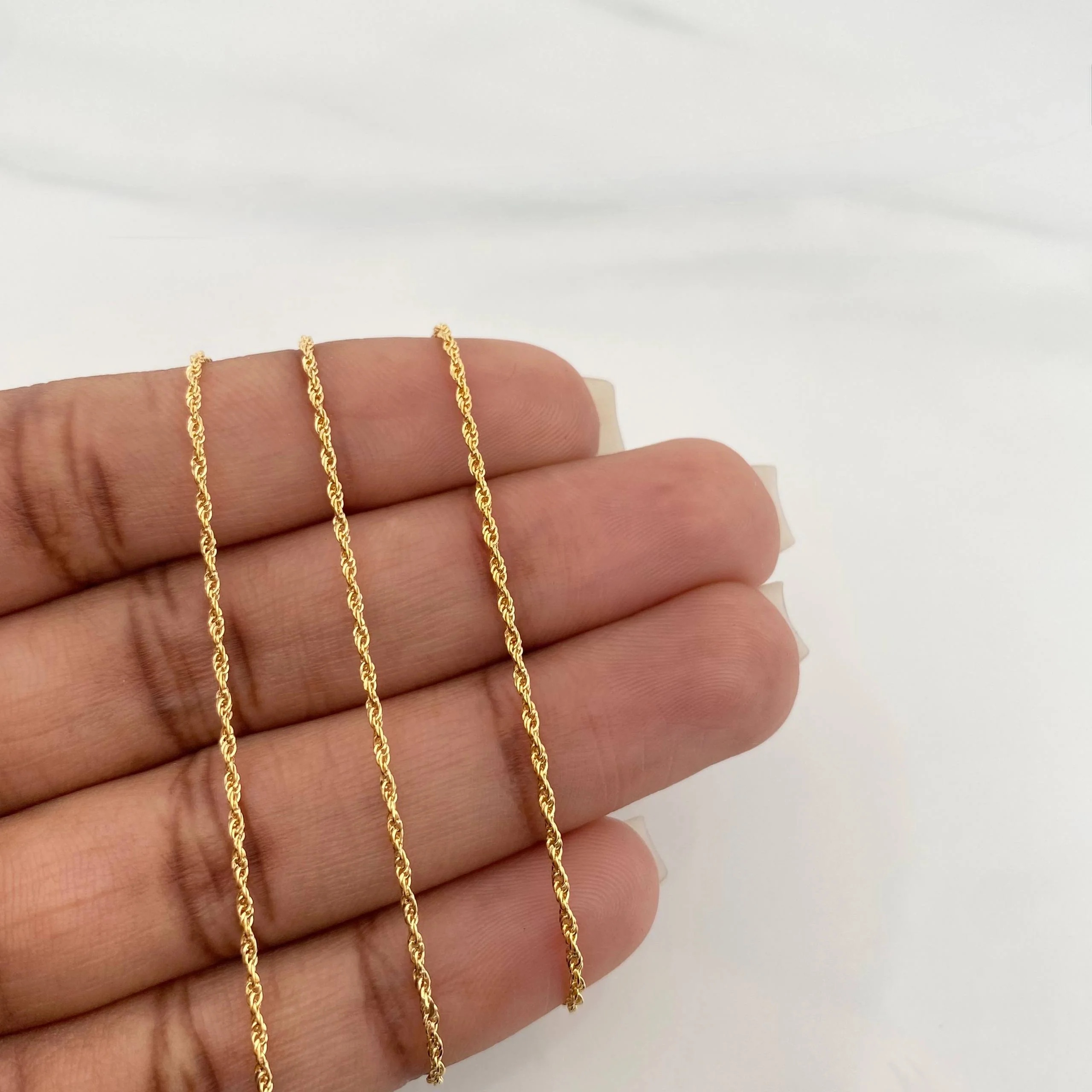 Set Cadena Lazo + Dije Cruz / 1.85 g / 45 cm Oro Amarillo 18K - Image 4
