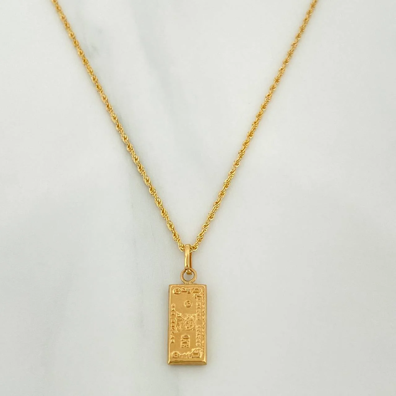 Set Cadena Lazo + Dije One Dólar / 1.6gr / 50 cm Oro Amarillo 18K