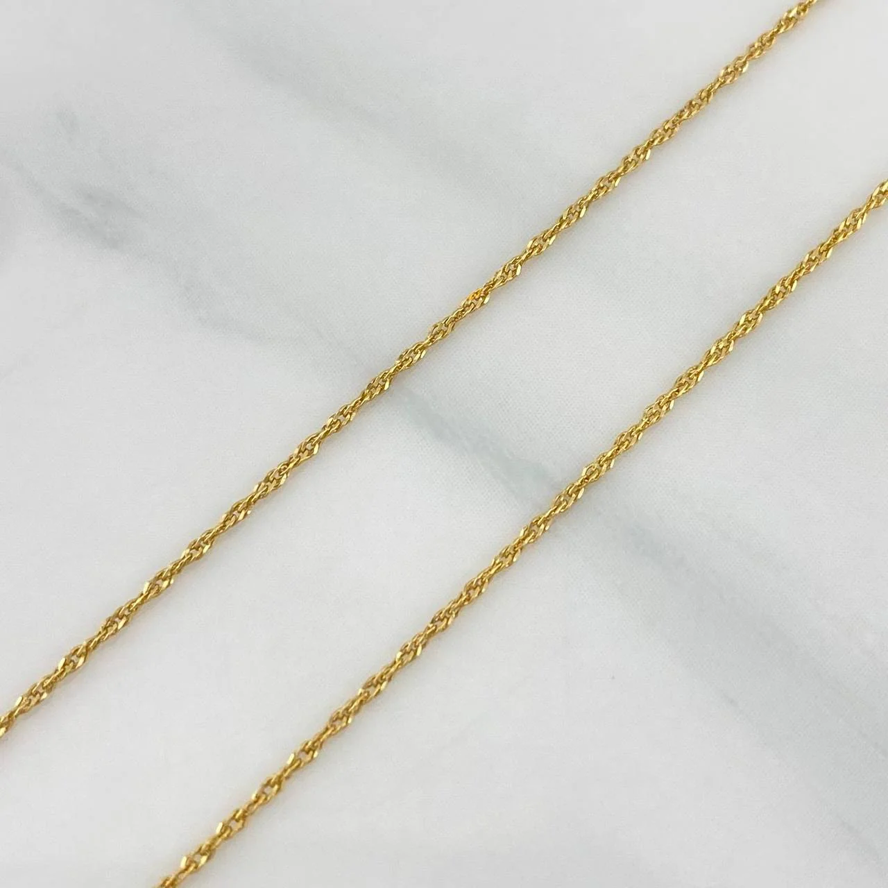 Set Cadena Singapur + Dije Oso / 1,35gr / 44.9 cm Oro Amarillo 18K - Image 4