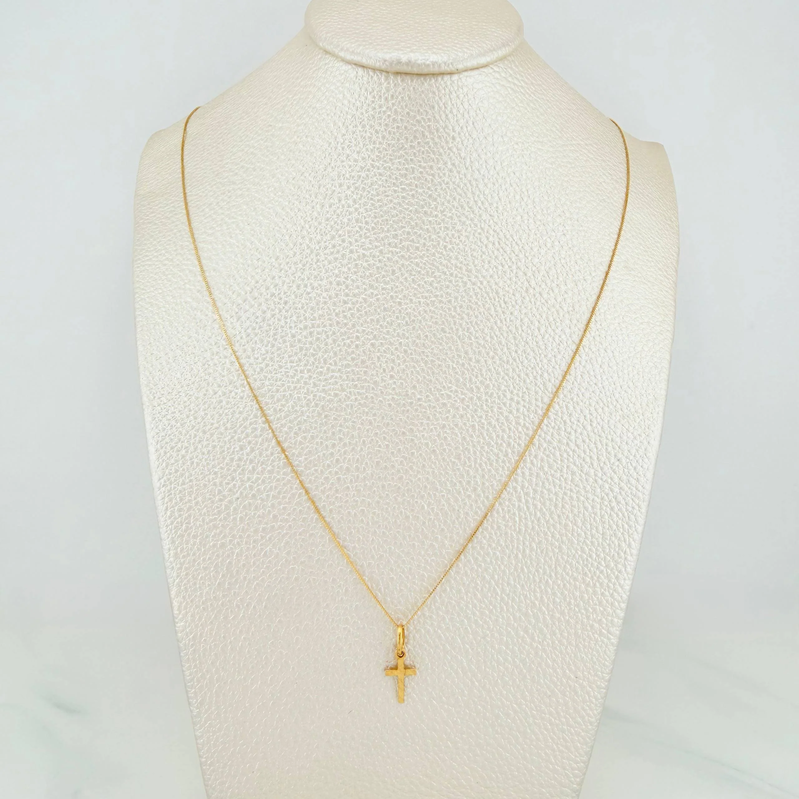 Set Cadena Veneciana + Dije Cruz / 1,15gr / 45 cm Oro Amarillo 18K - Image 5