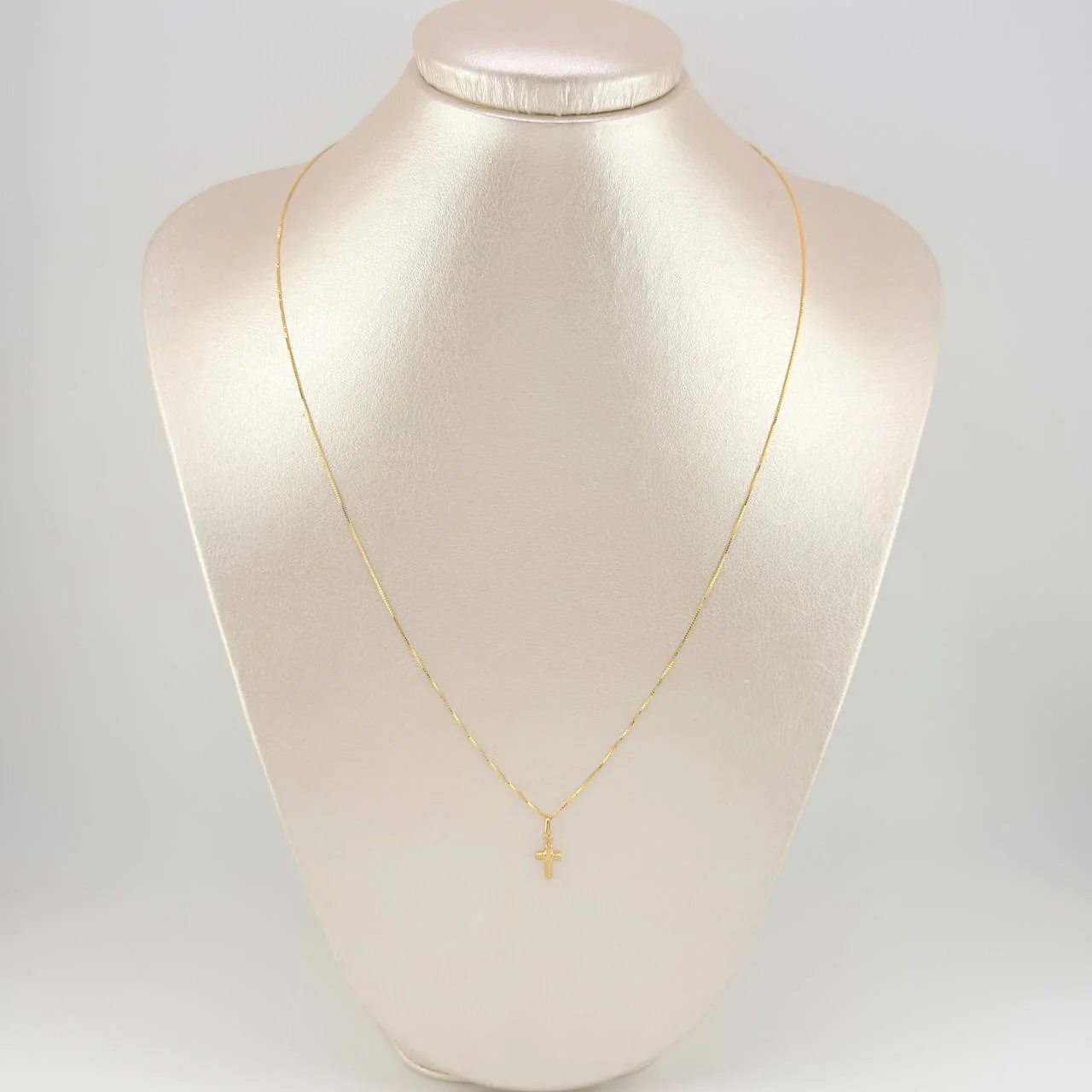 Set Cadena Veneciana + Dije Cruz / 1.35 g / 50.1 cm Oro Amarillo 18K - Image 6