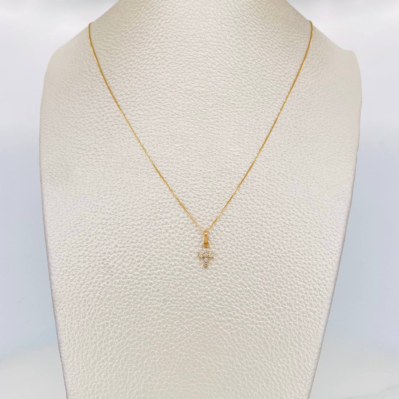 Set Cadena Veneciana + Dije Cruz Diamantes 10Pts / 1.4 g / 45 cm Oro Amarillo 18K - Image 5