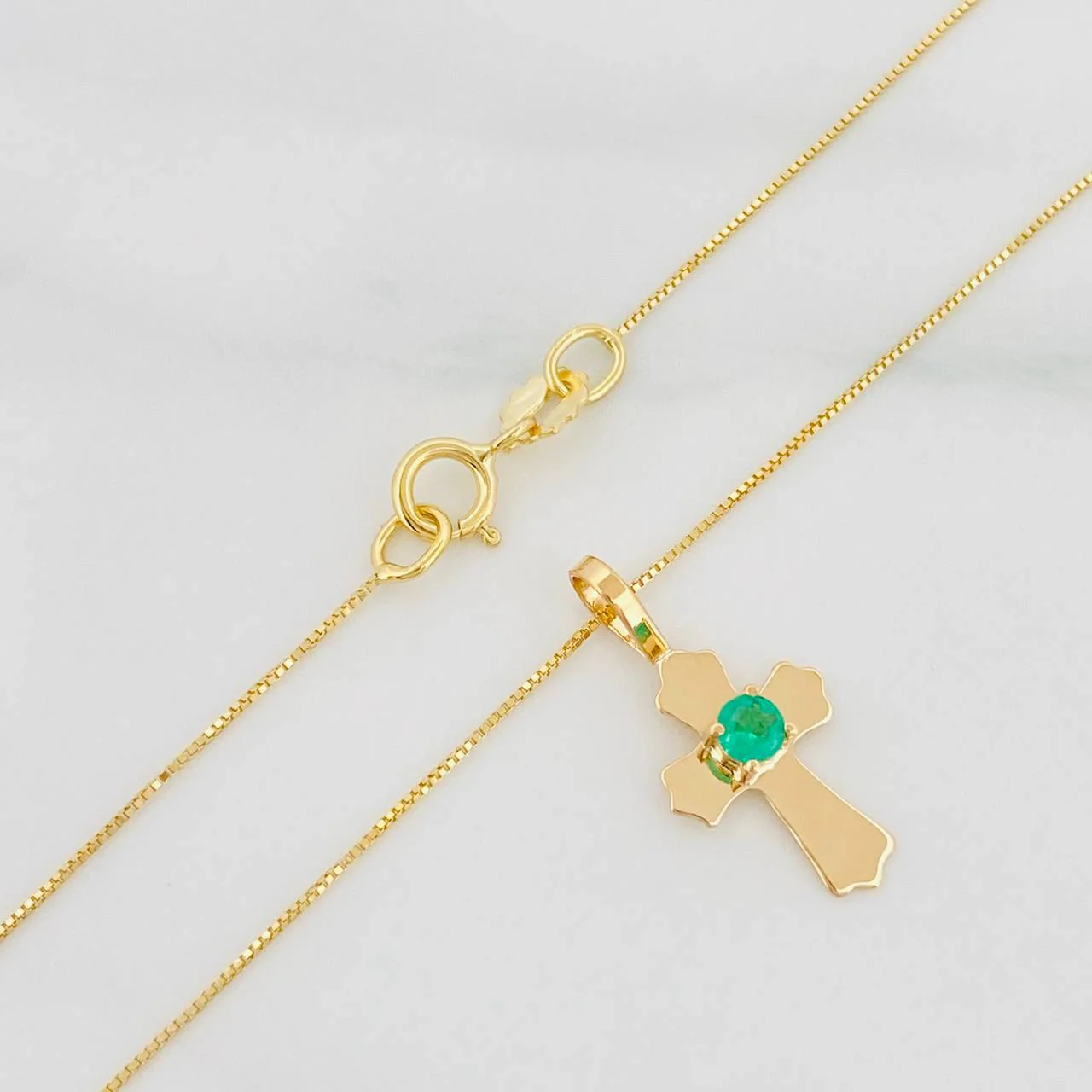 Set Cadena Veneciana + Dije Cruz Esmeralda 06Pts / 1.3 g / 50 cm Oro Amarillo 18K - Image 3