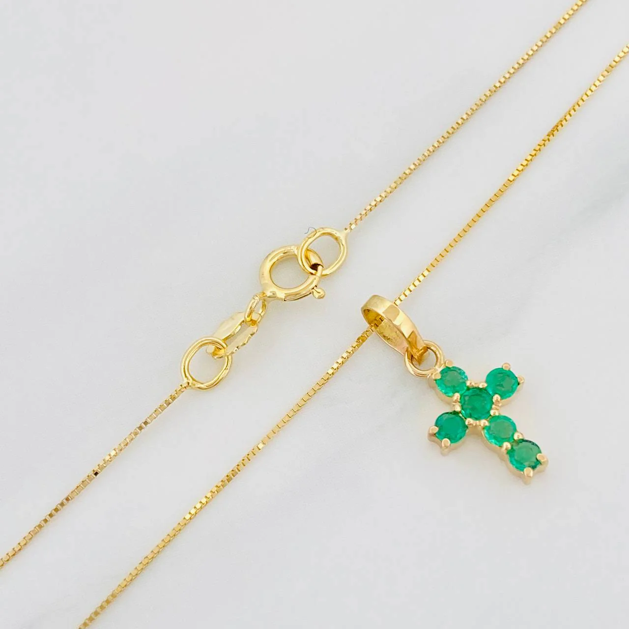 Set Cadena Veneciana + Dije Cruz Esmeralda 18Pts / 1.35 g / 45 cm Oro Amarillo 18K - Image 3