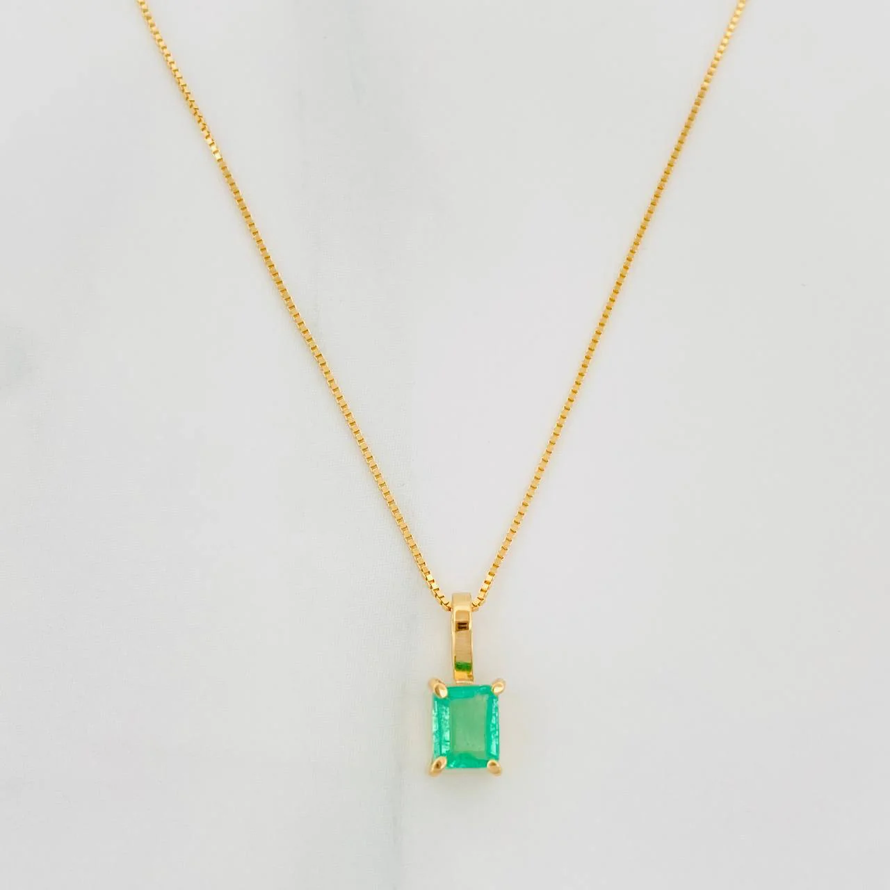 Set Cadena Veneciana + Dije Cuadrado Esmeralda 14Pts / 1.15 g / 45 cm Oro Amarillo 18K