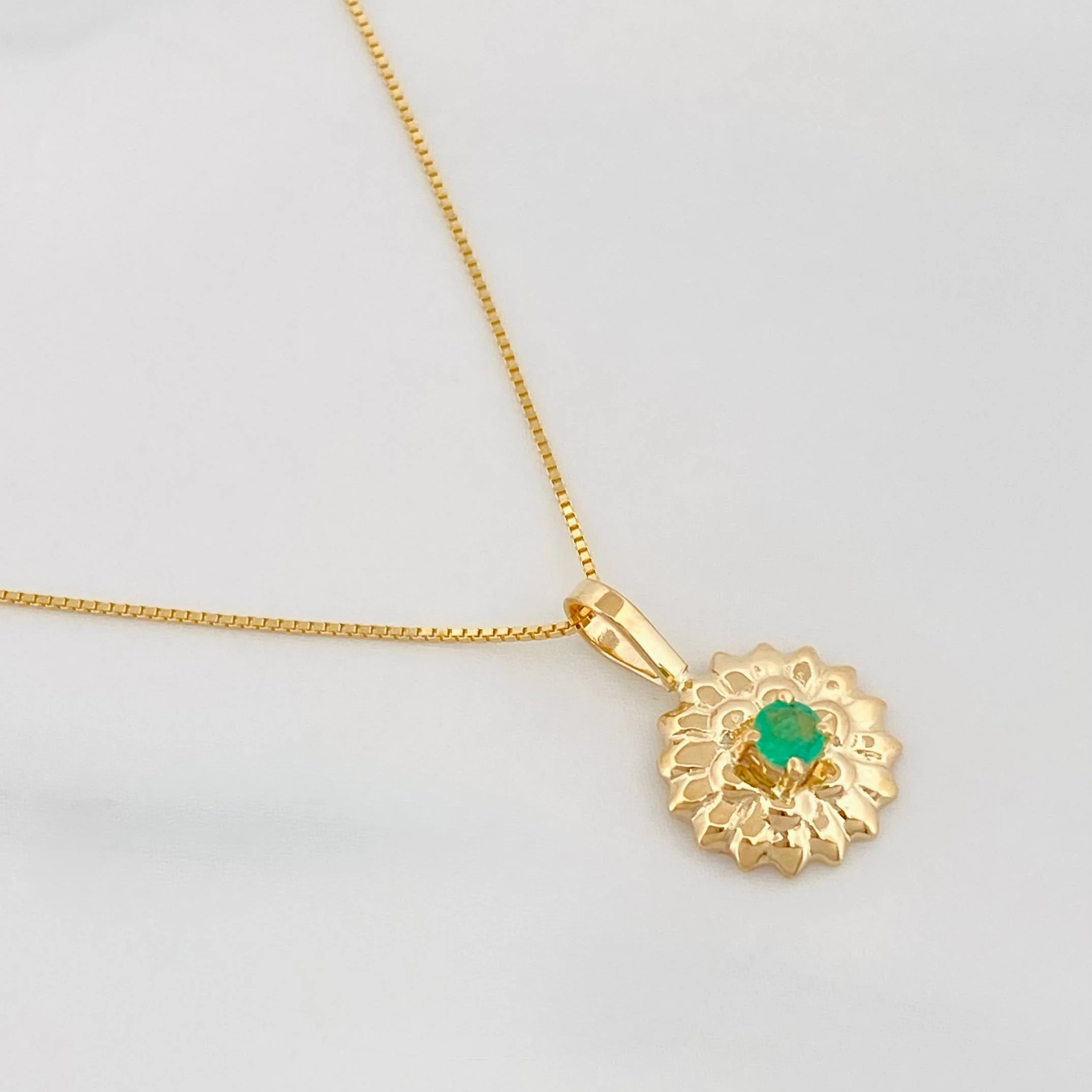 Set Cadena Veneciana + Dije Girasol Esmeralda 06Pts / 1.6 g / 50 cm Oro Amarillo 18K - Image 2