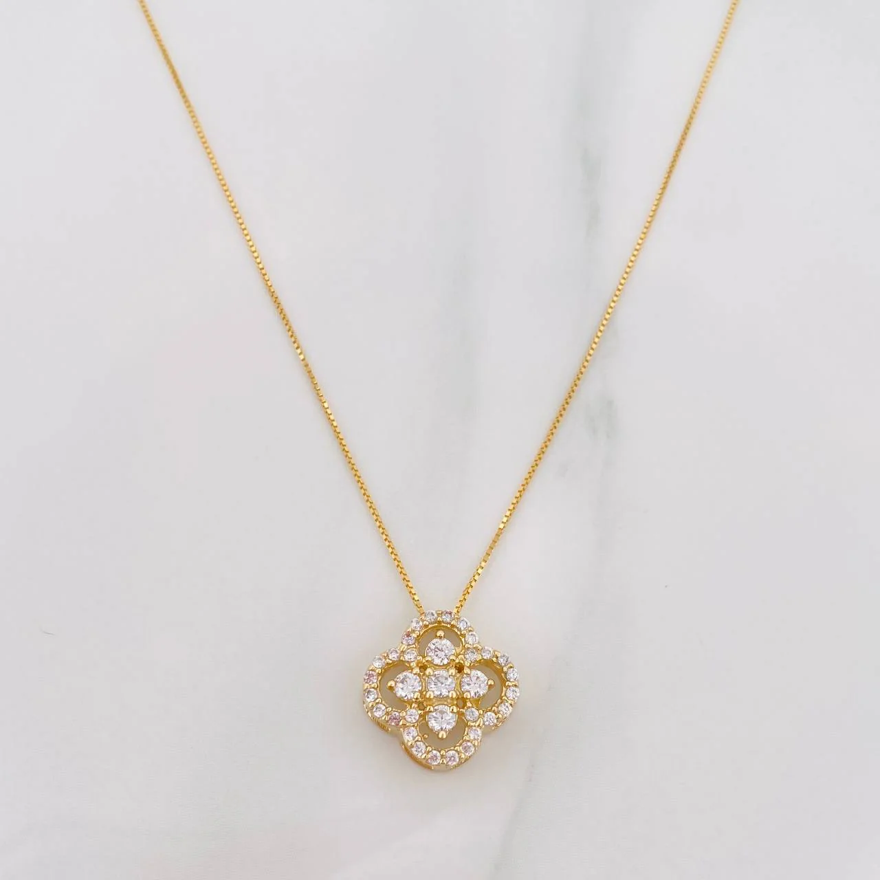 Set Cadena Veneciana + Dije Trebol / 2.55 g / 44.7 cm Oro Amarillo 18K