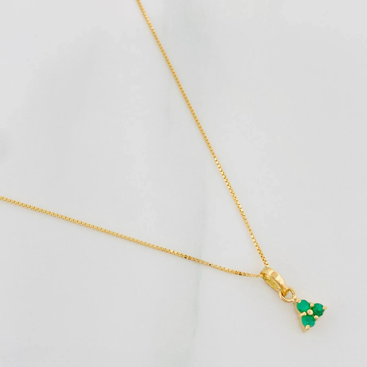 Set Cadena Veneciana + Dije Trebol Esmeralda 10Pts / 1.25 g / 45 cm Oro Amarillo 18K - Image 2