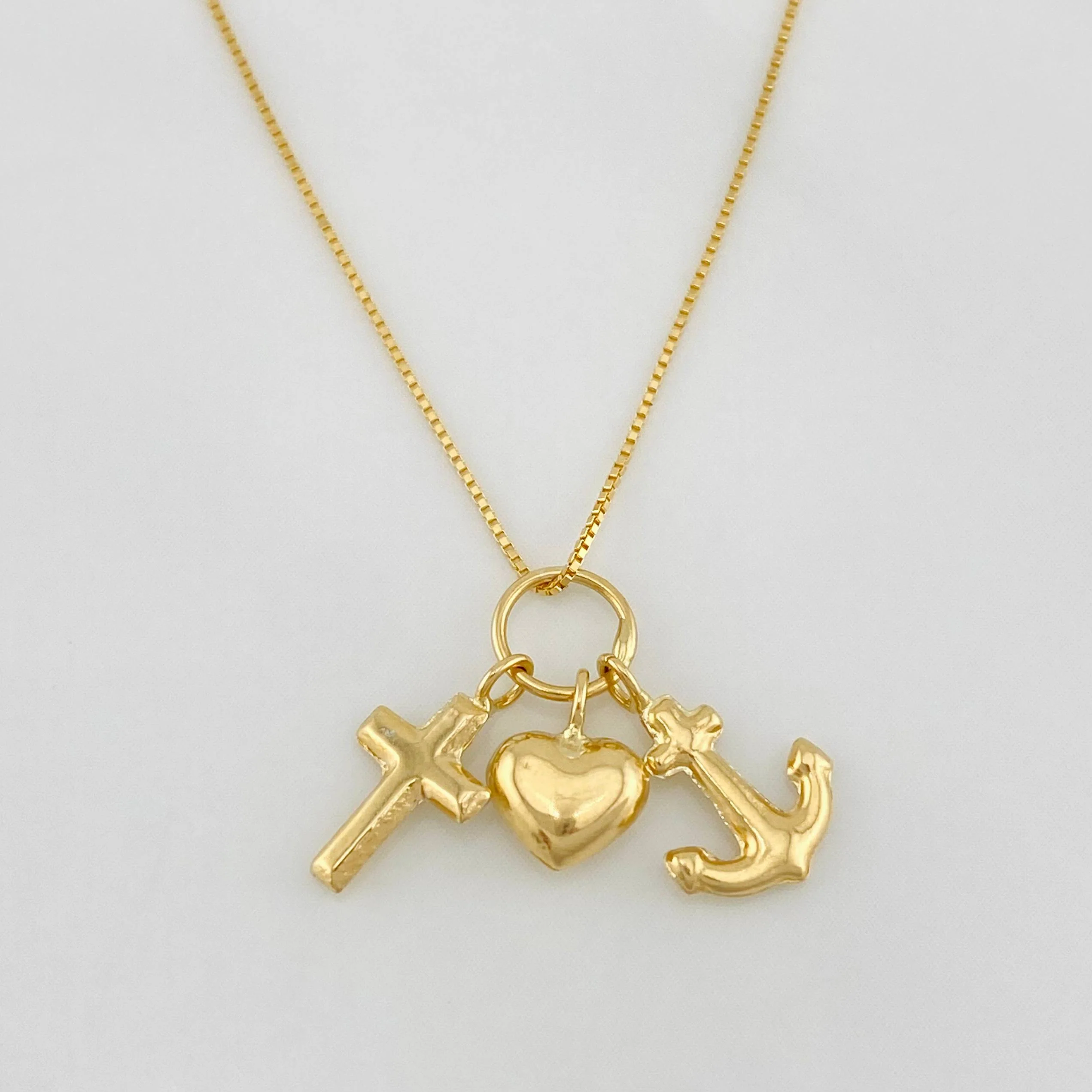 Set Cadena Veneciana + Dije Tres Gracias / 1.6 g / 45 cm Oro Amarillo 18K