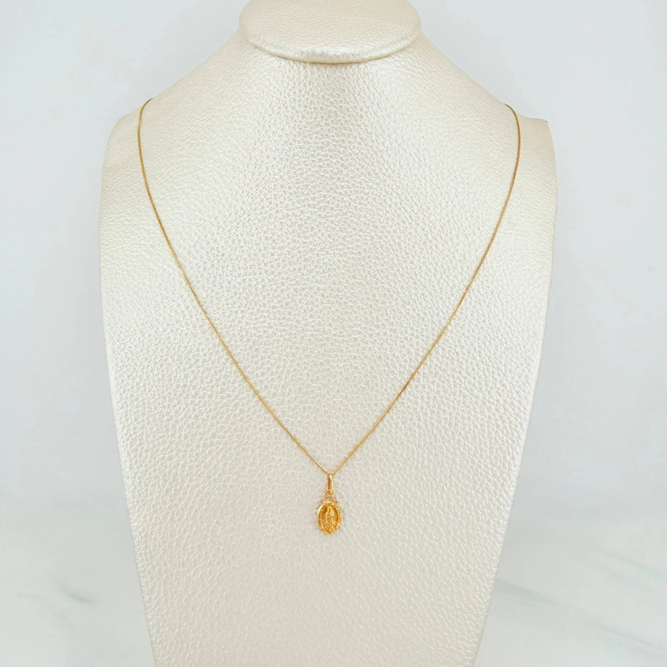 Set Cadena Veneciana + Dije Virgen De Guadalupe / 1,1gr / 45 cm Oro Amarillo 18K - Image 6