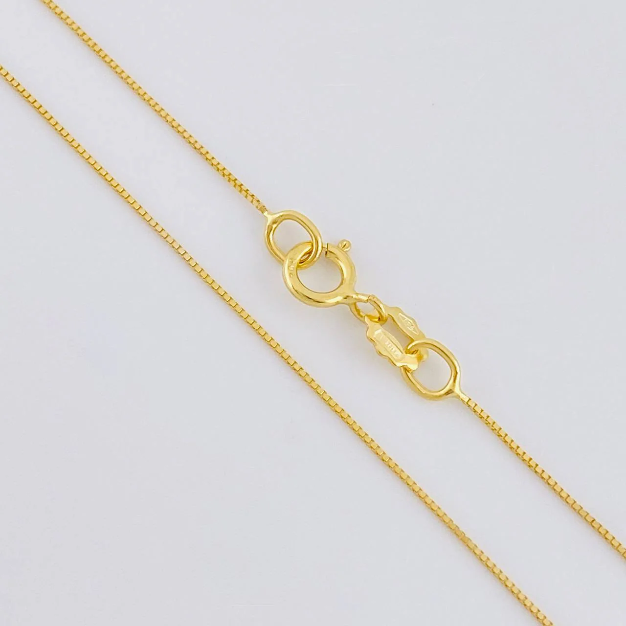 Set Cadena Veneciana + Dije Virgen Milagrosa / 1.15 g / 45.1 cm Oro Amarillo 18K - Image 4