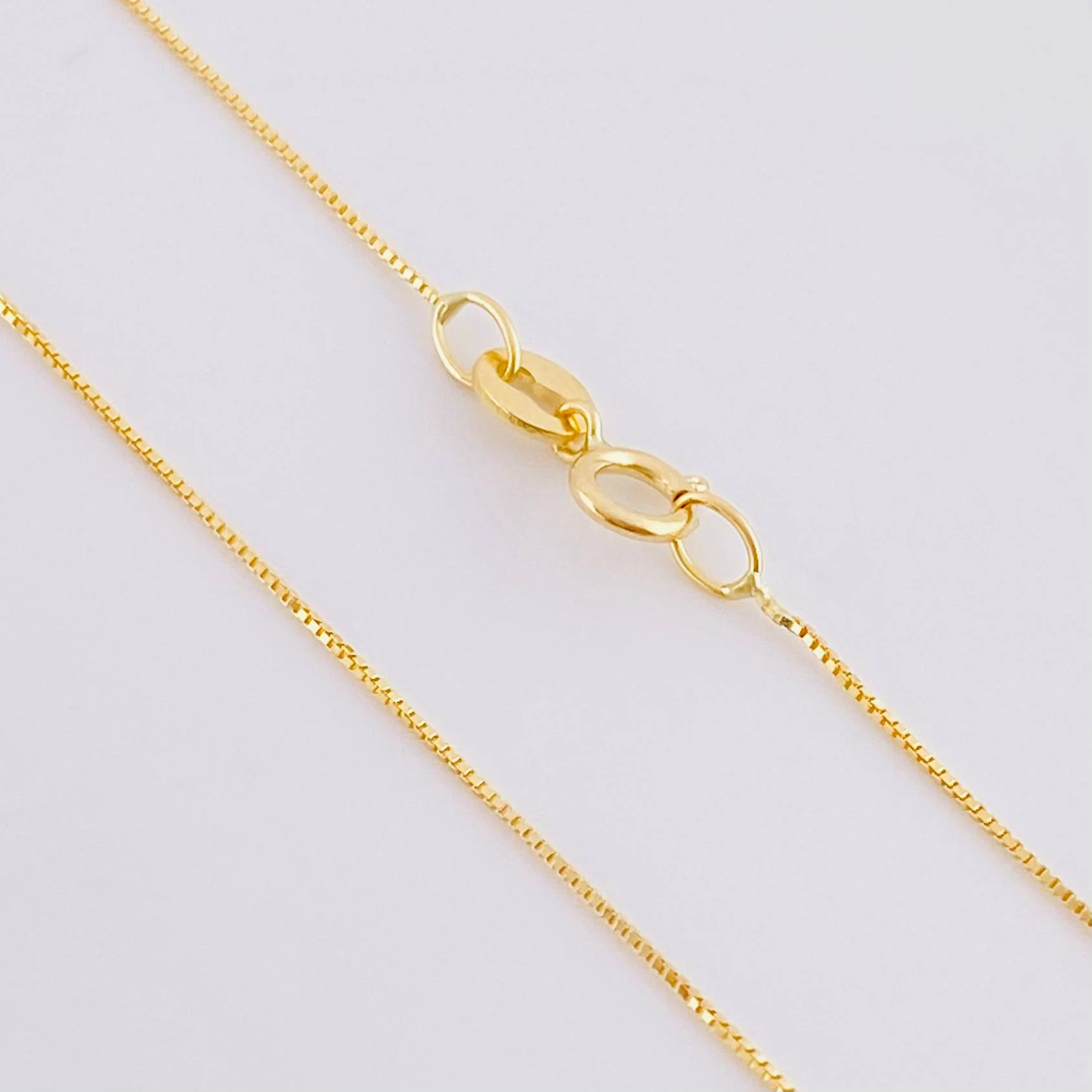 Set Cadena Veneciana + Dije Virgen Milagrosa / 1.45 g / 50.1 cm Oro Amarillo 18K - Image 4